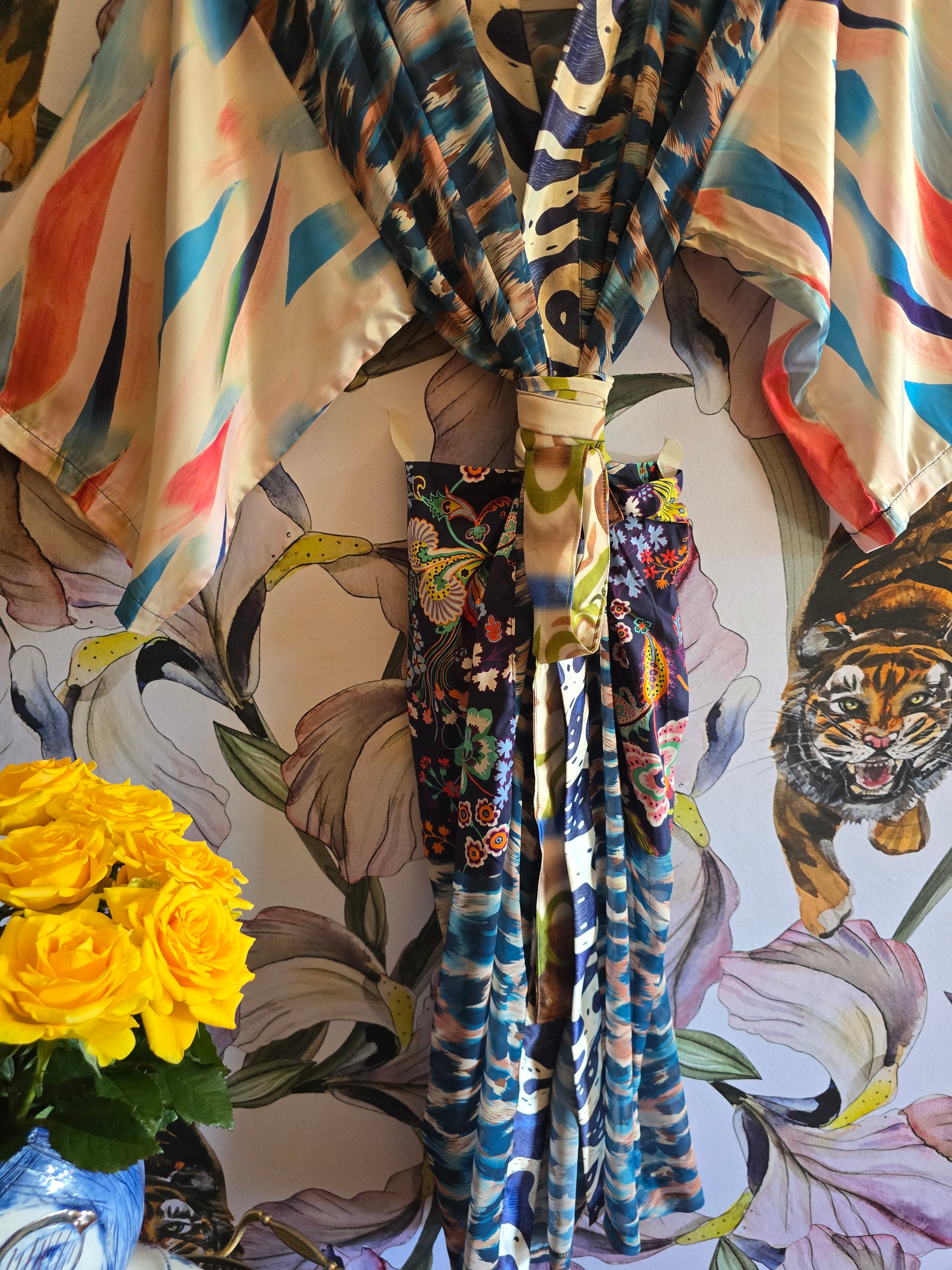 The LEOPARD AND SWIRL KIMONO