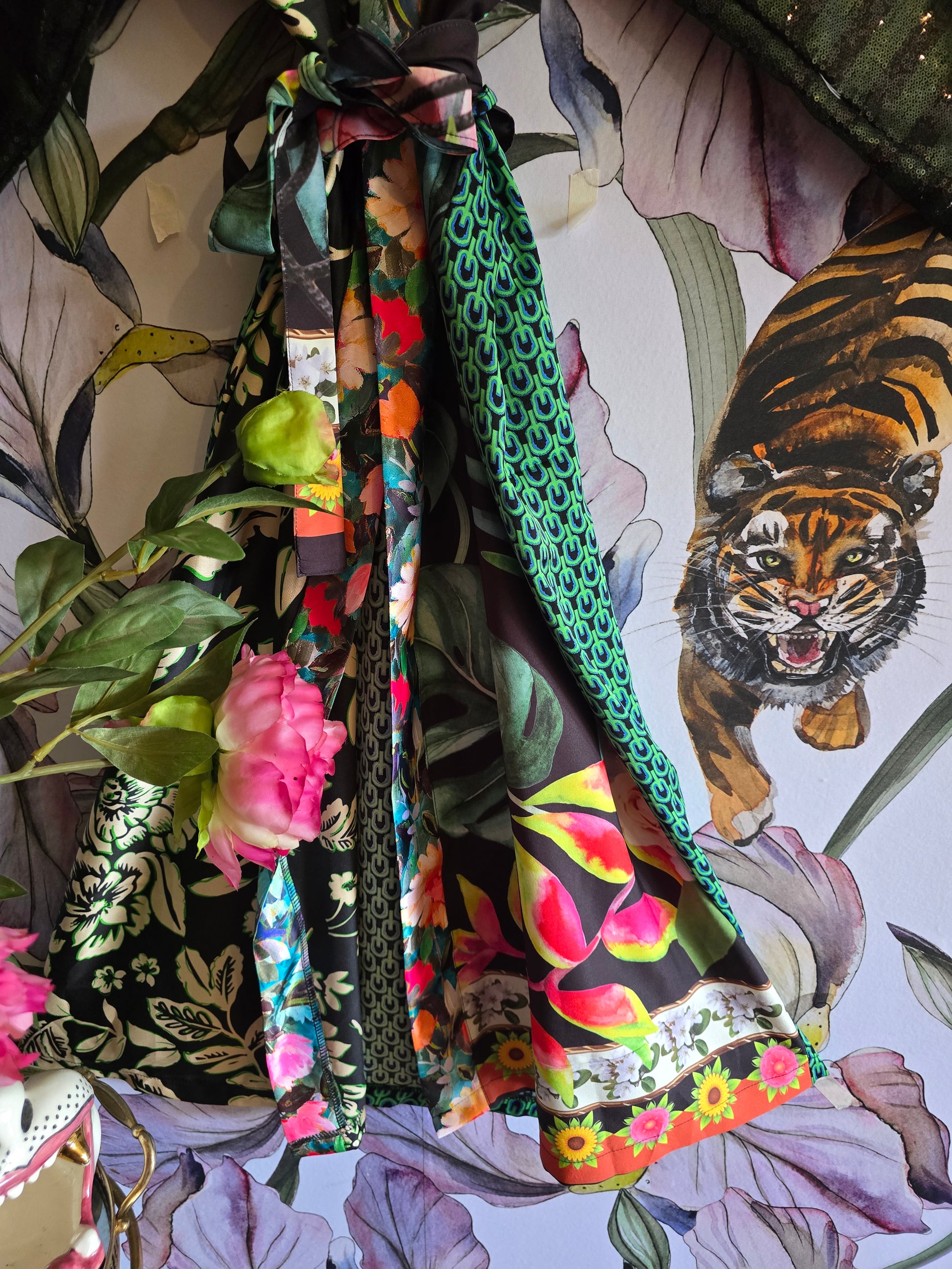 The SPARKLE GIRL MEETS JUNGLE