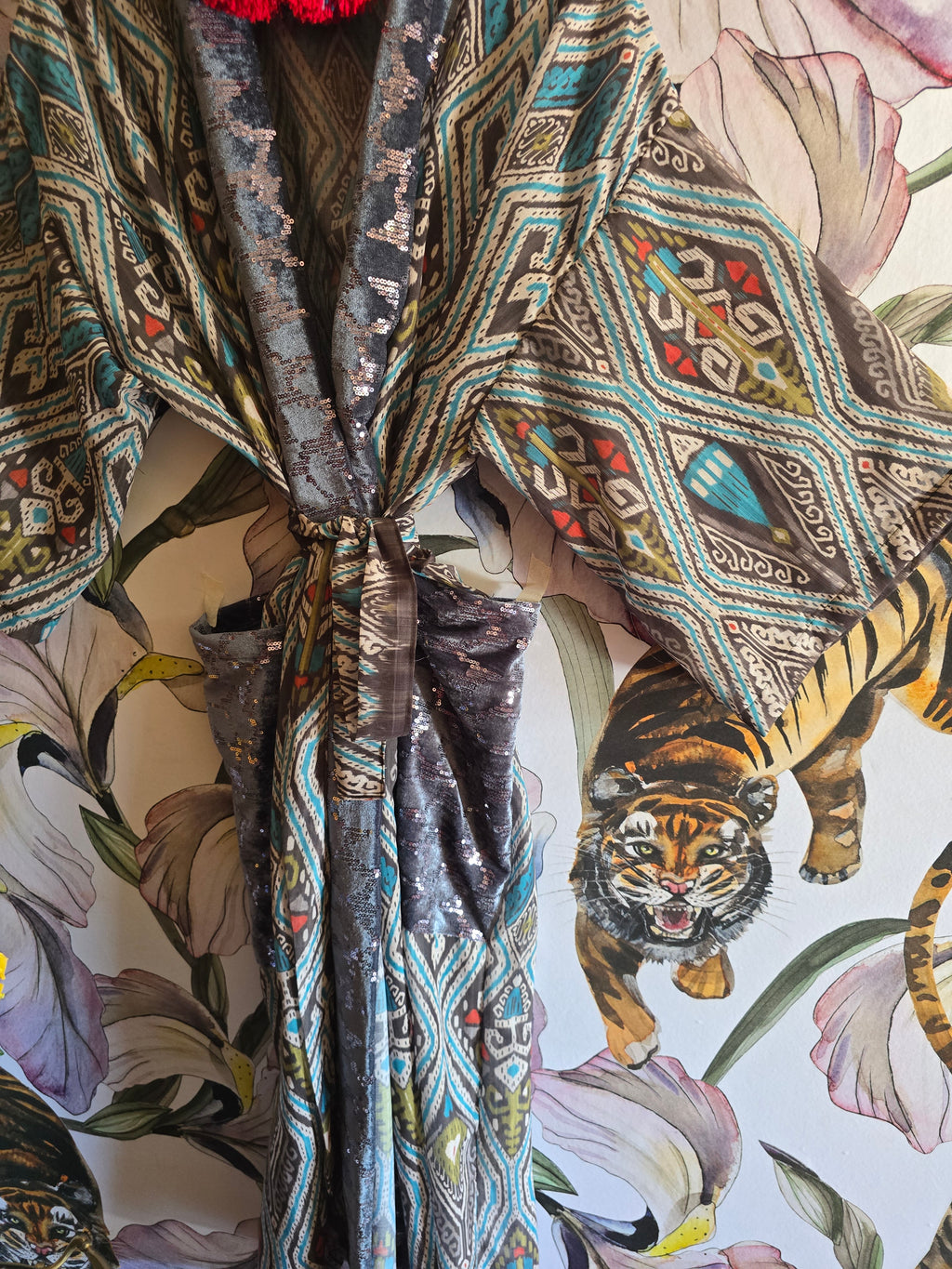 The AZTEC & SEQUINS VELVET KIMONO