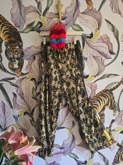 The ELECTRIC LEOPARD SET size: M/L KHAKI