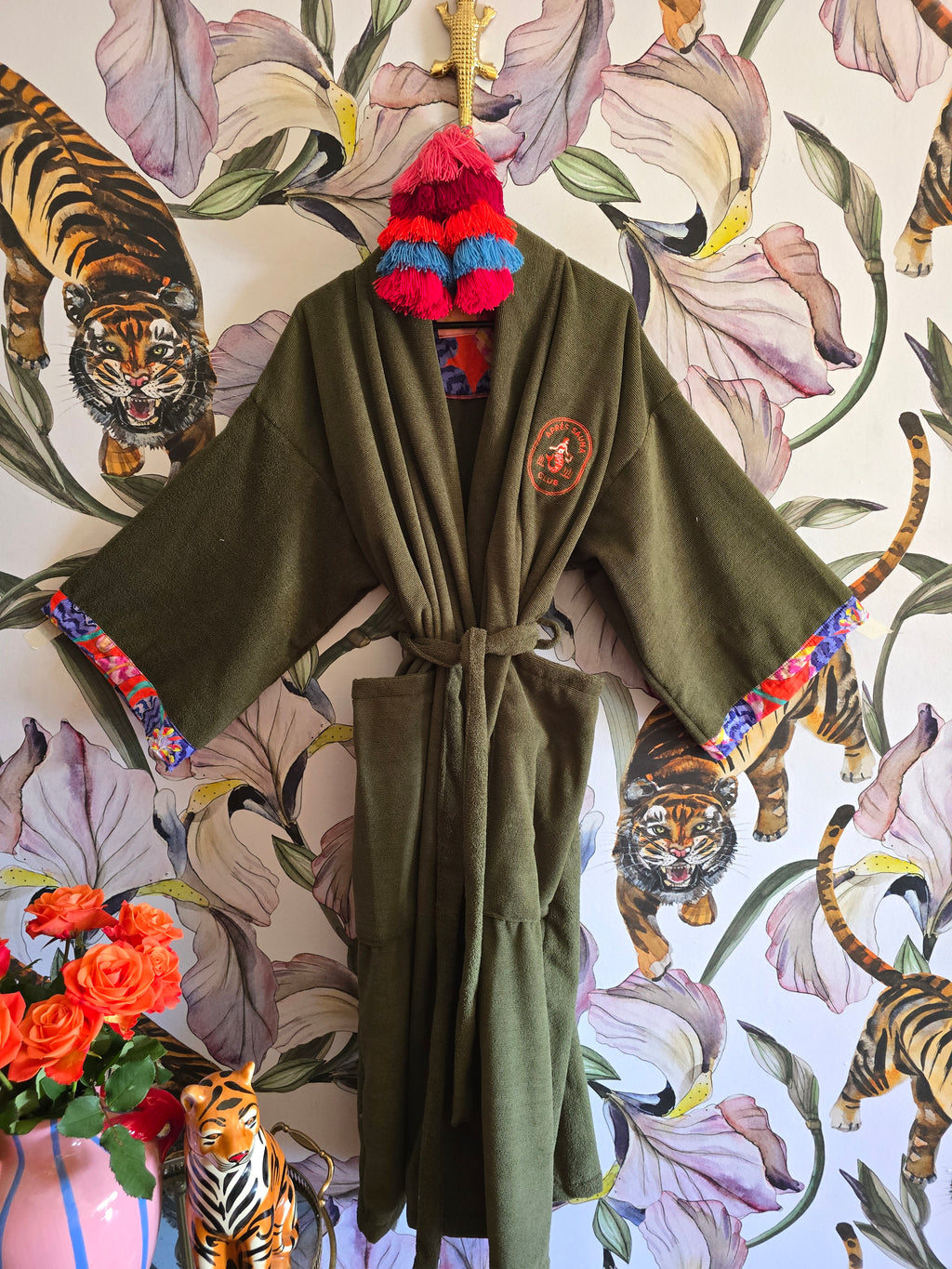 The APRÈS SAUNA CLUB TOWLING GOWN - SEAWEED GREEN