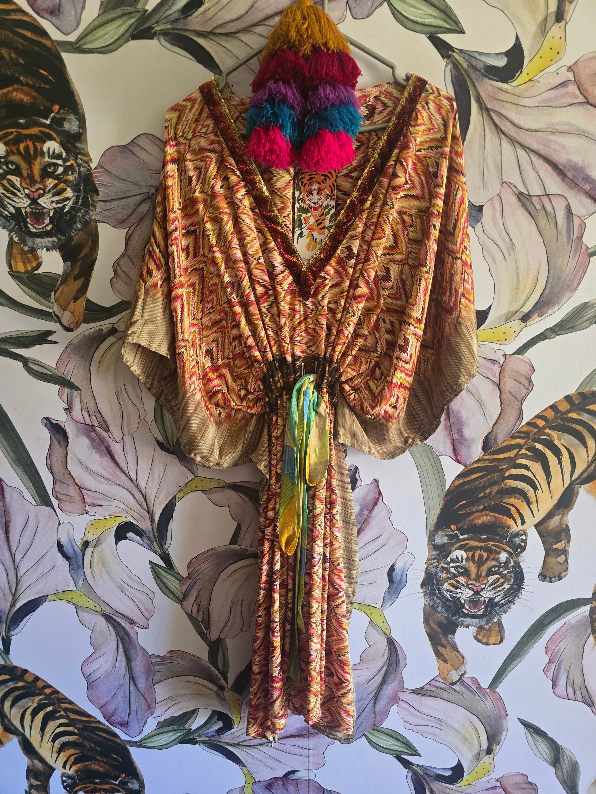 The SHORT KAFTAN