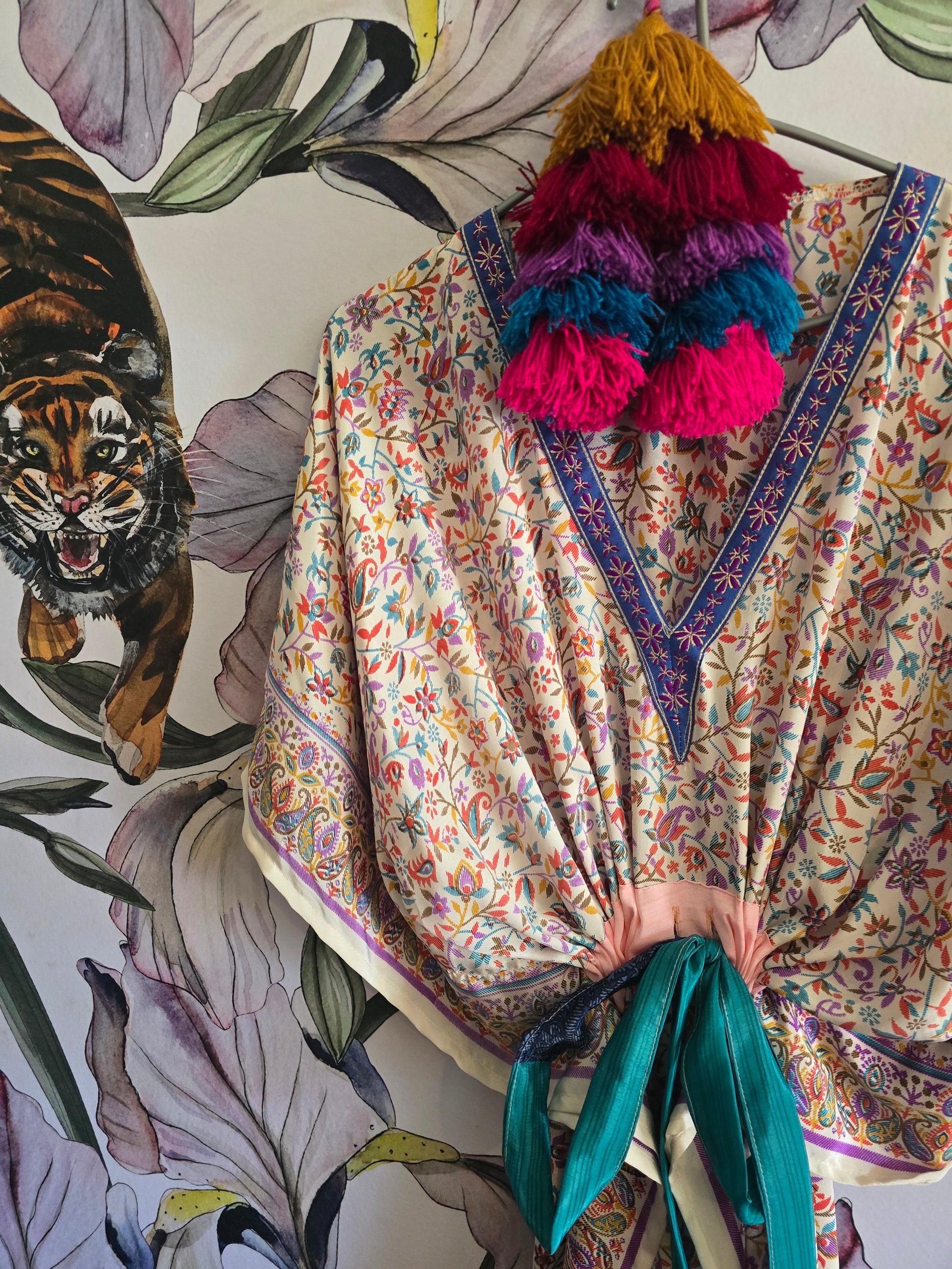 The SHORT KAFTAN