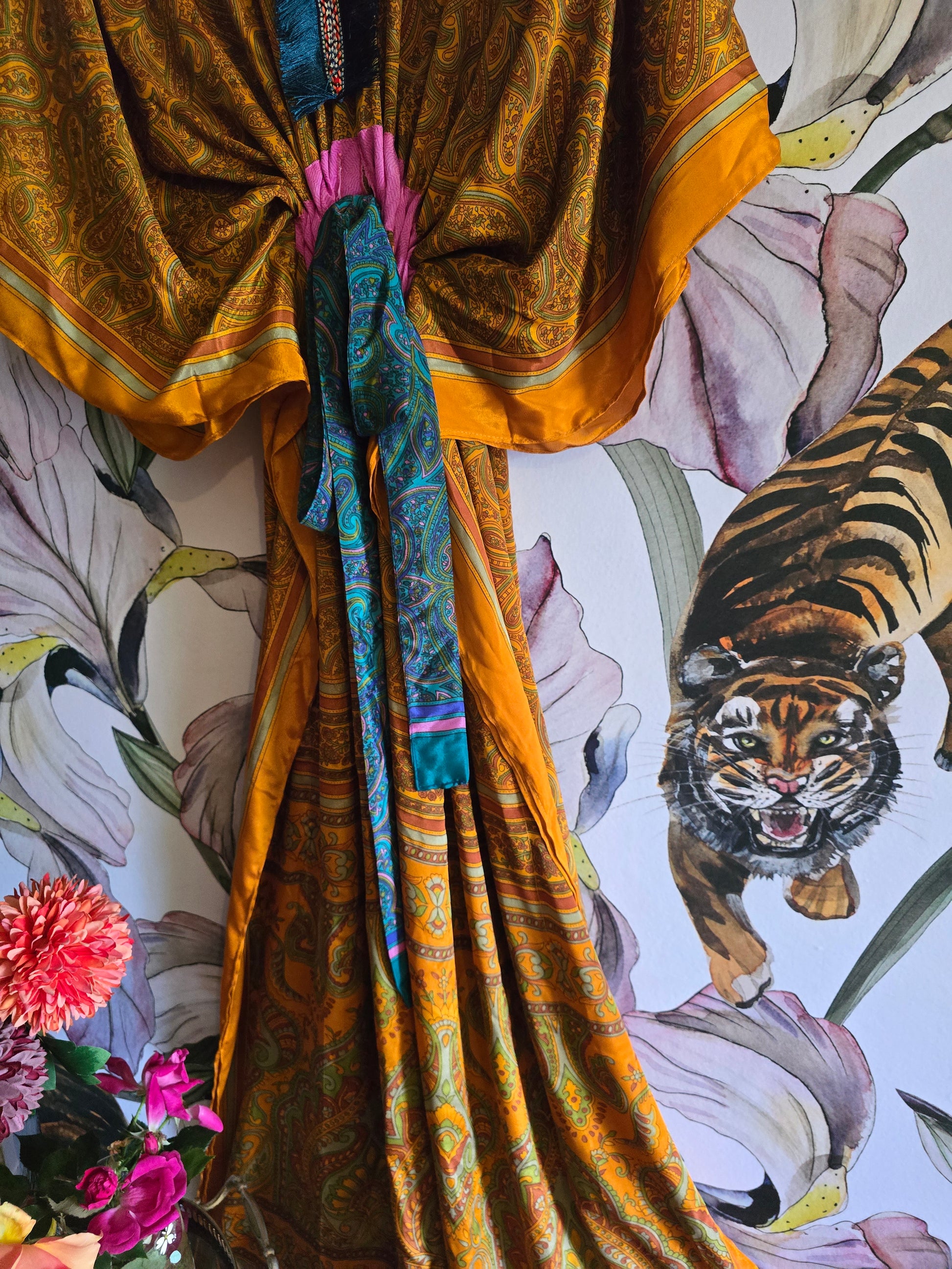 The LONG KAFTAN