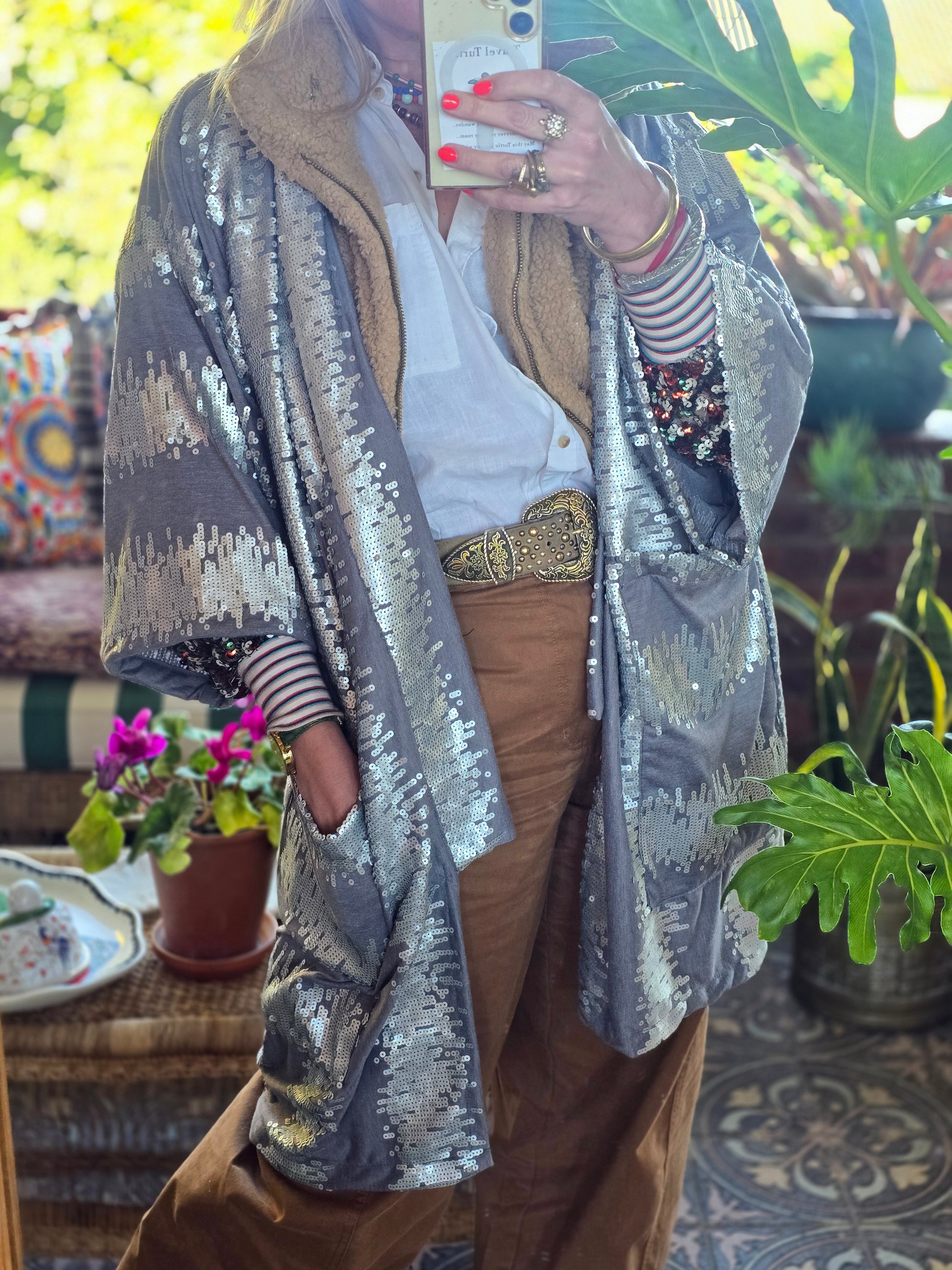 The COTTON & SEQUINS CARDIE. MID LENGTH.