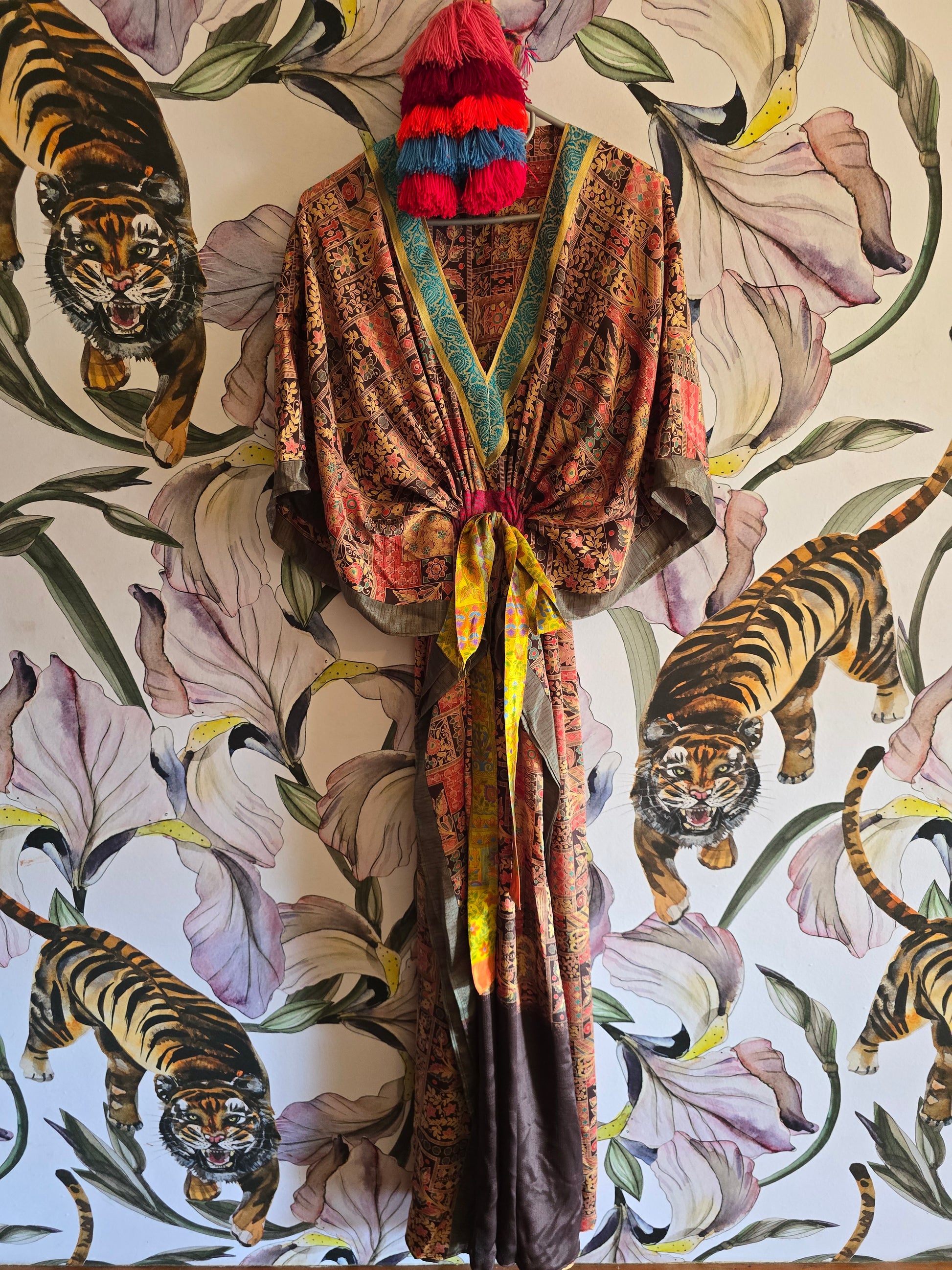 The LONG KAFTAN