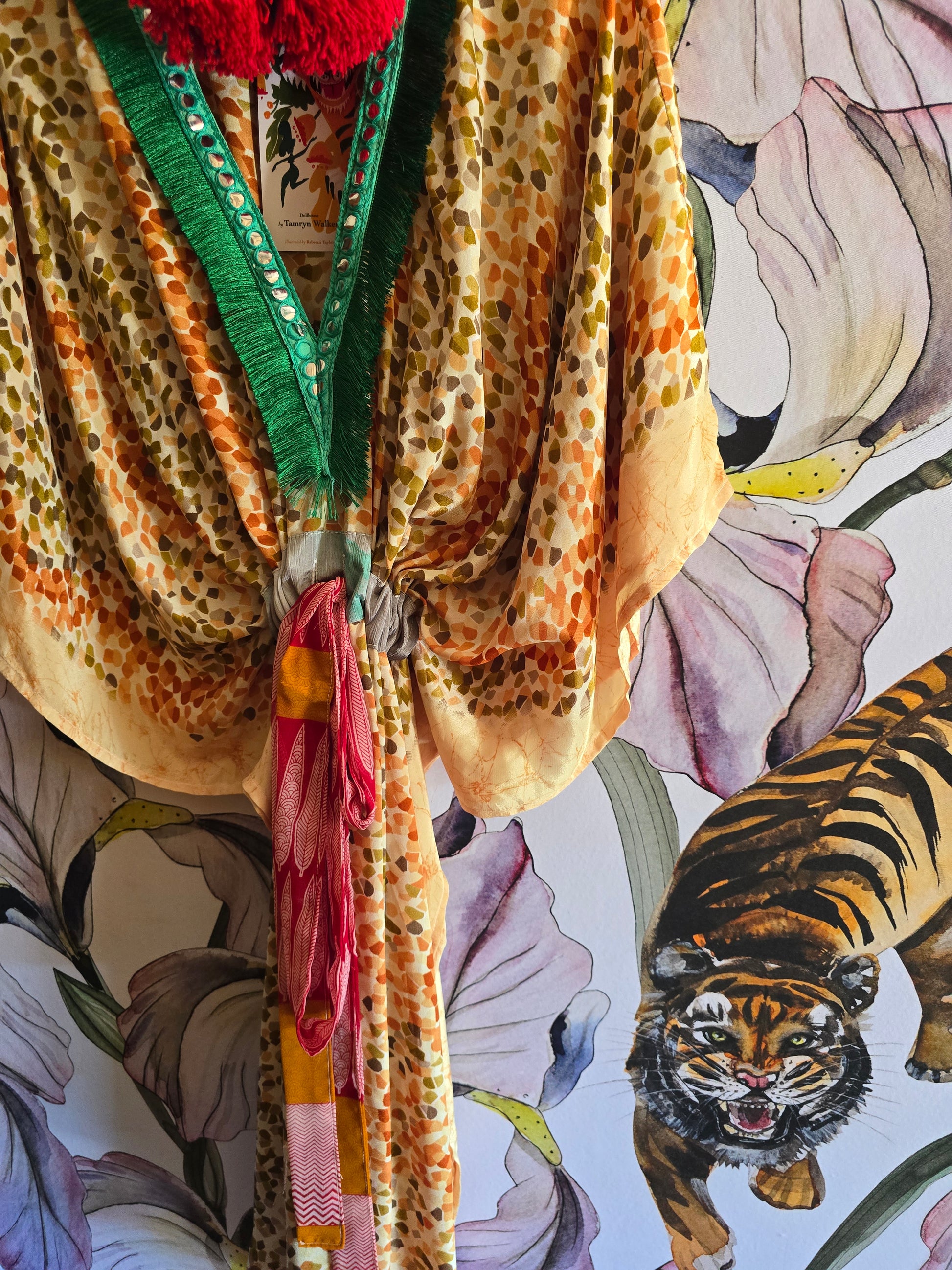 The SHORT KAFTAN