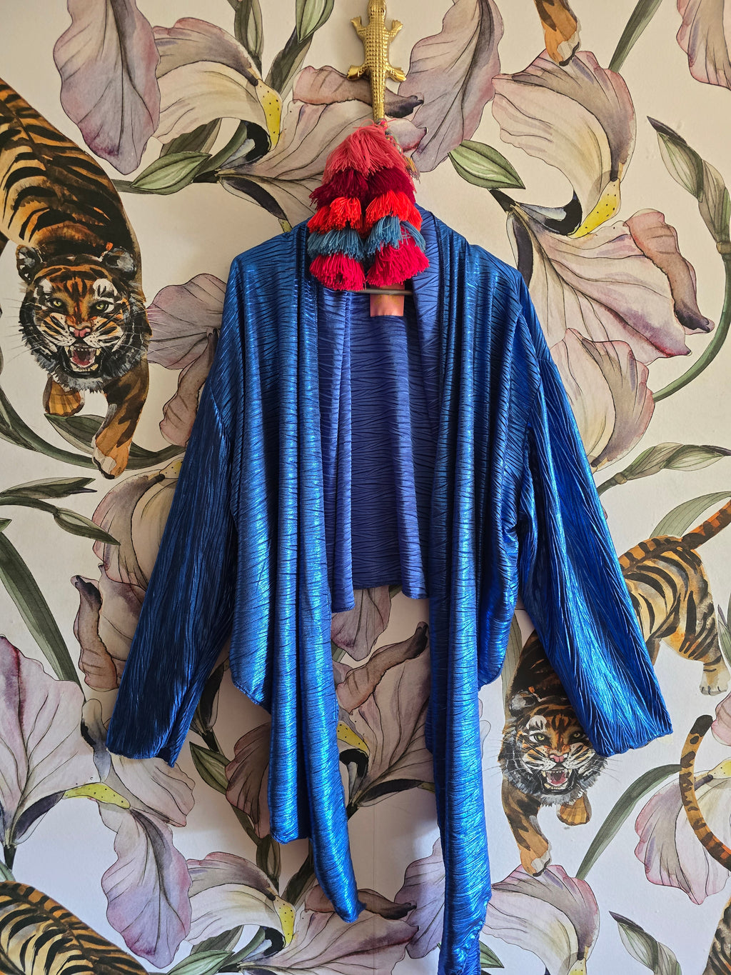 The METALIC BLUE LONG SLEEVE WRAP