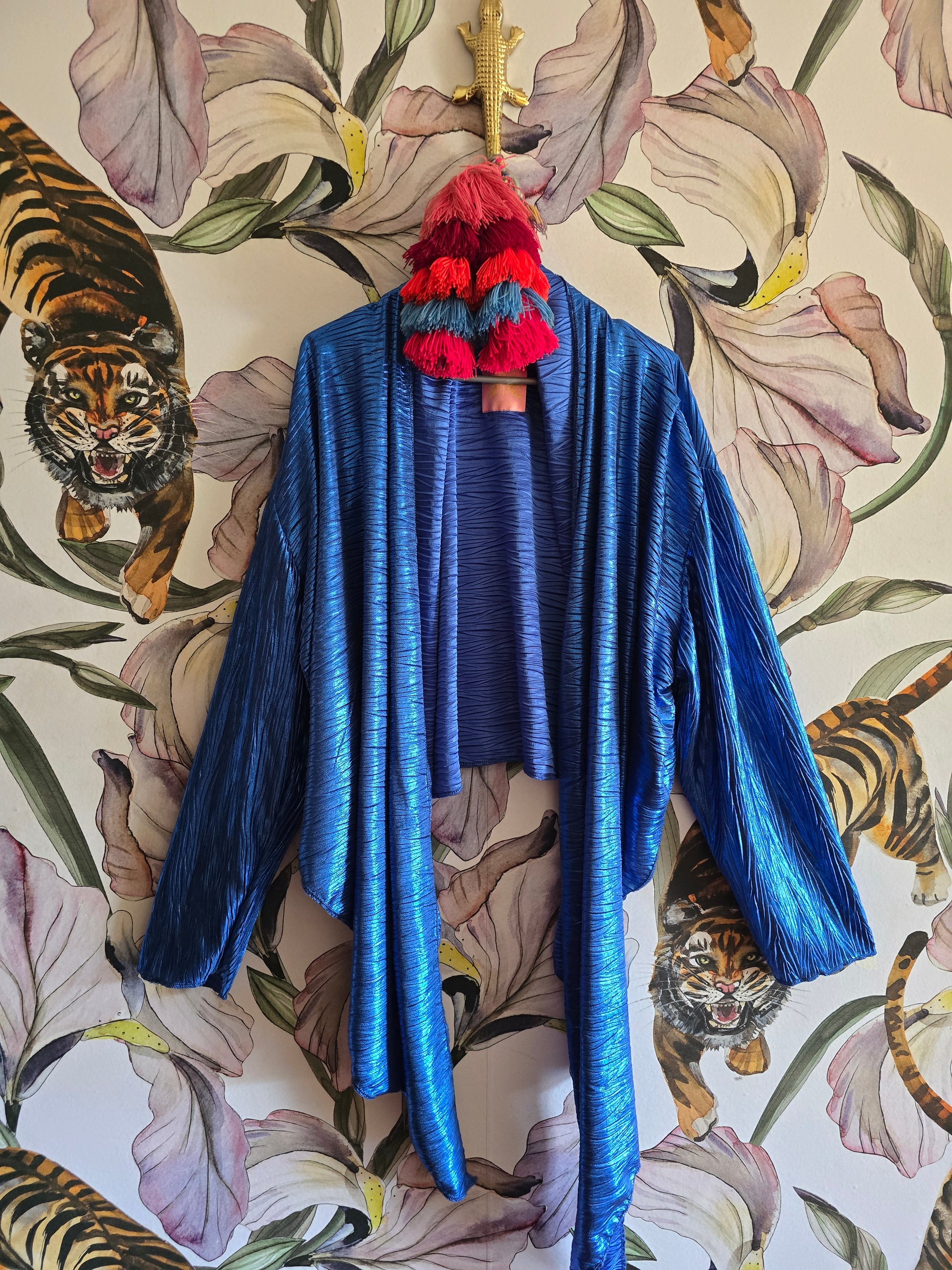 The METALIC BLUE LONG SLEEVE WRAP