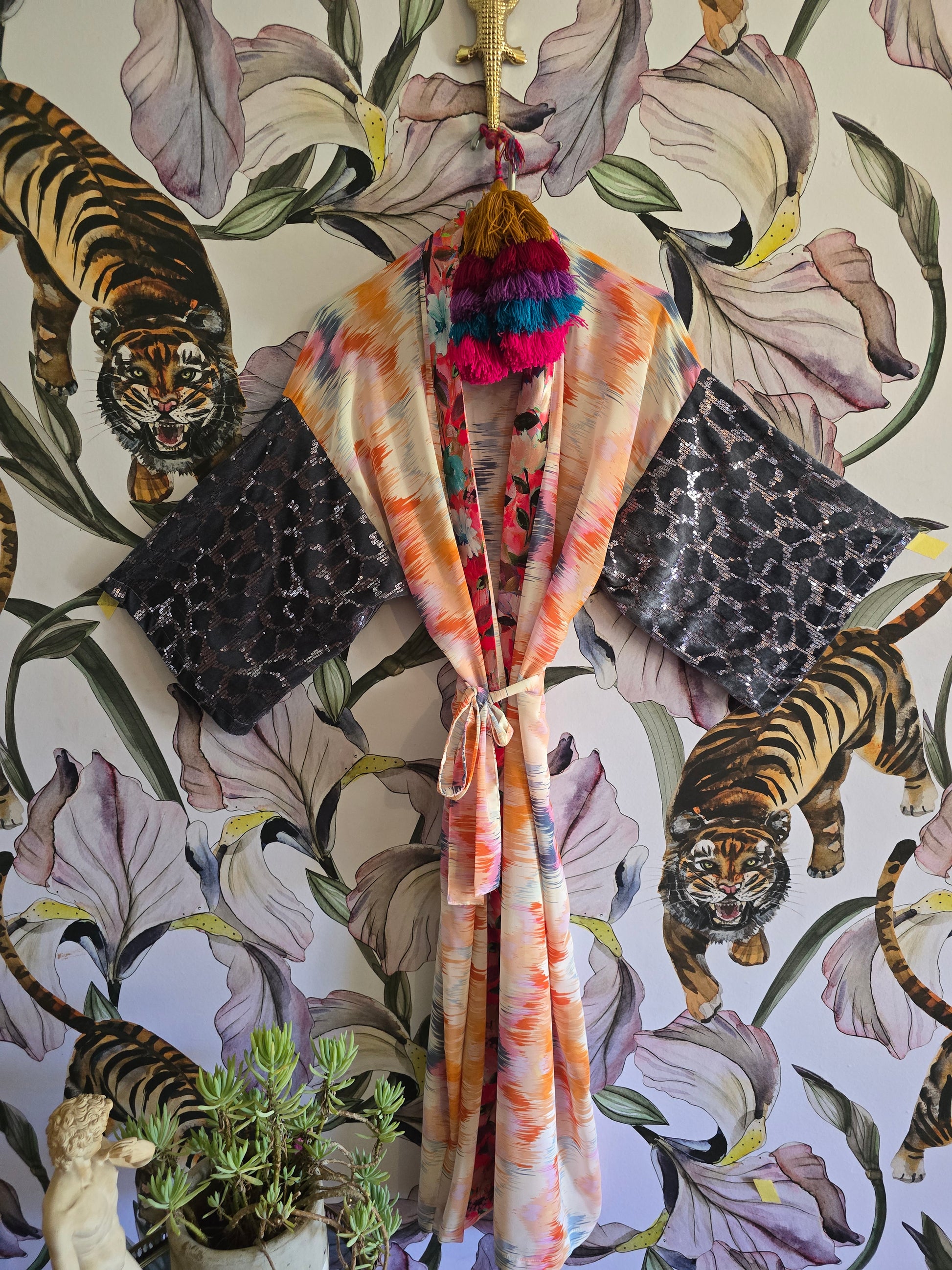 The ARTIST CHIFFON & VELVET KIMONO