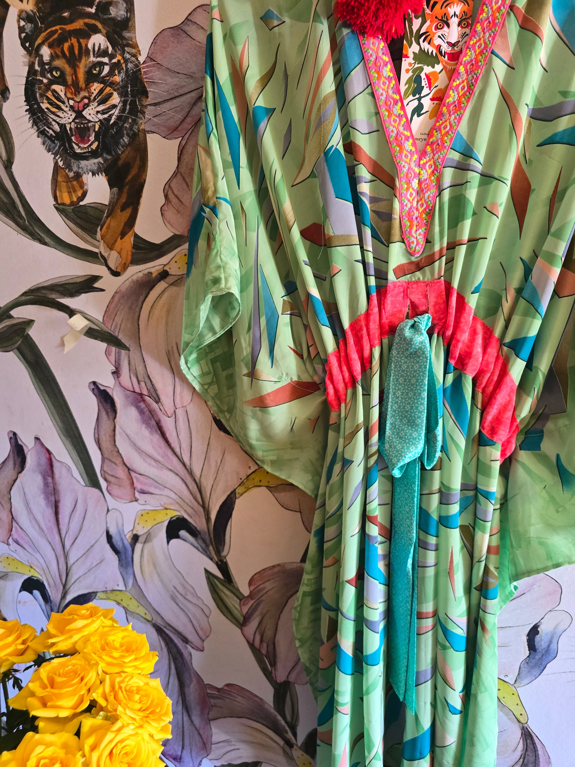 The SHORT KAFTAN