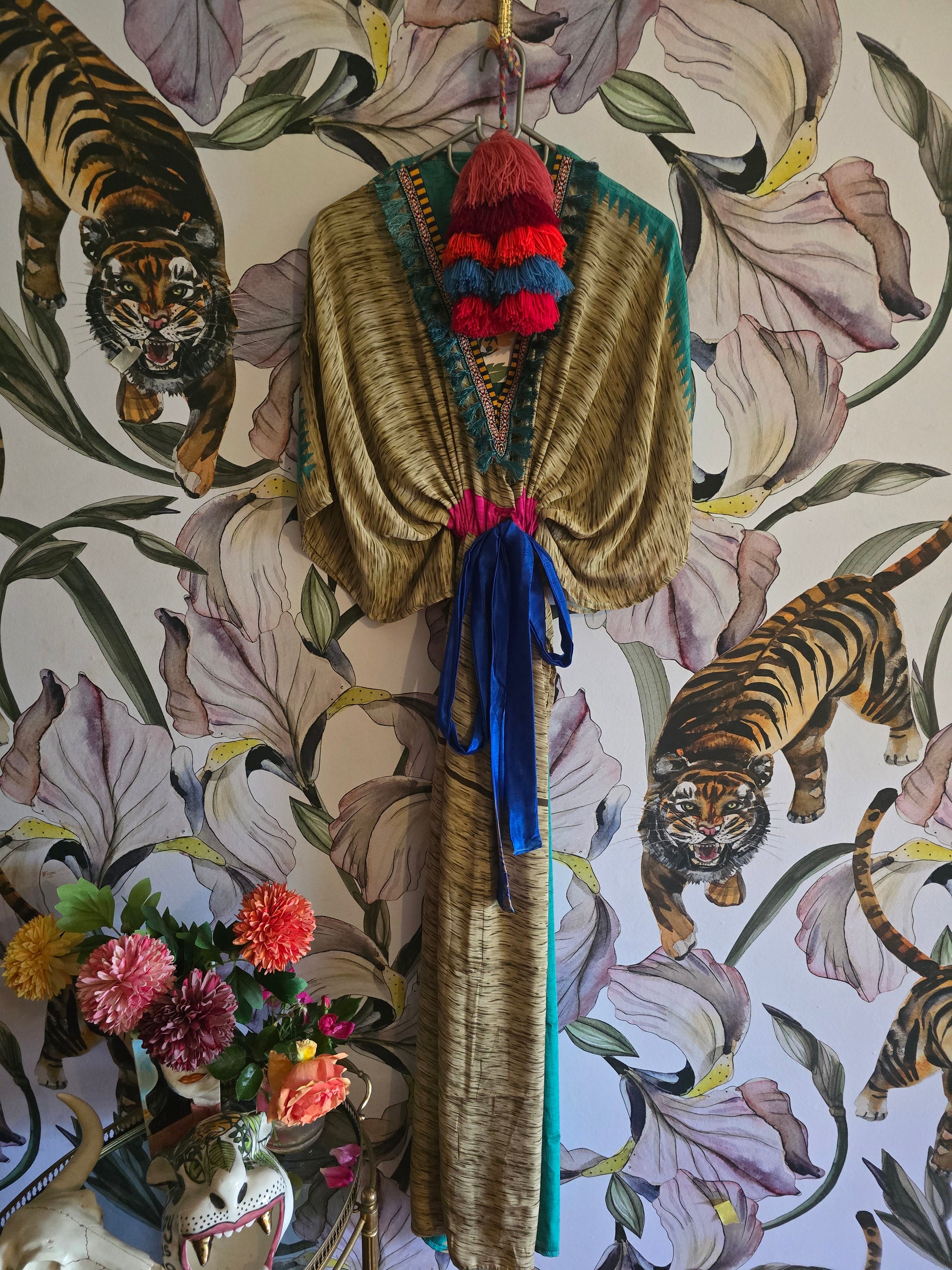 The LONG KAFTAN