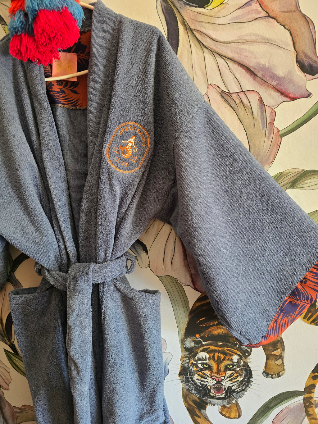 The APRÈS-SAUNA CLUB TOWLING GOWN - DENIM BLUE