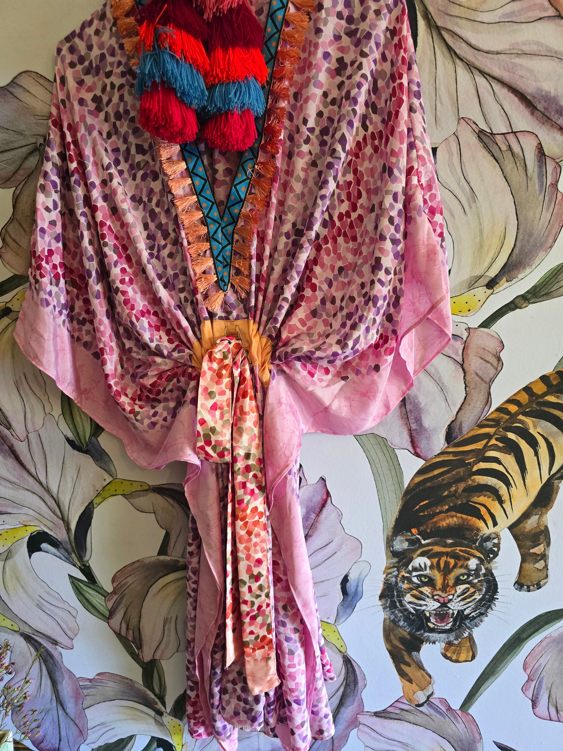 The SHORT KAFTAN