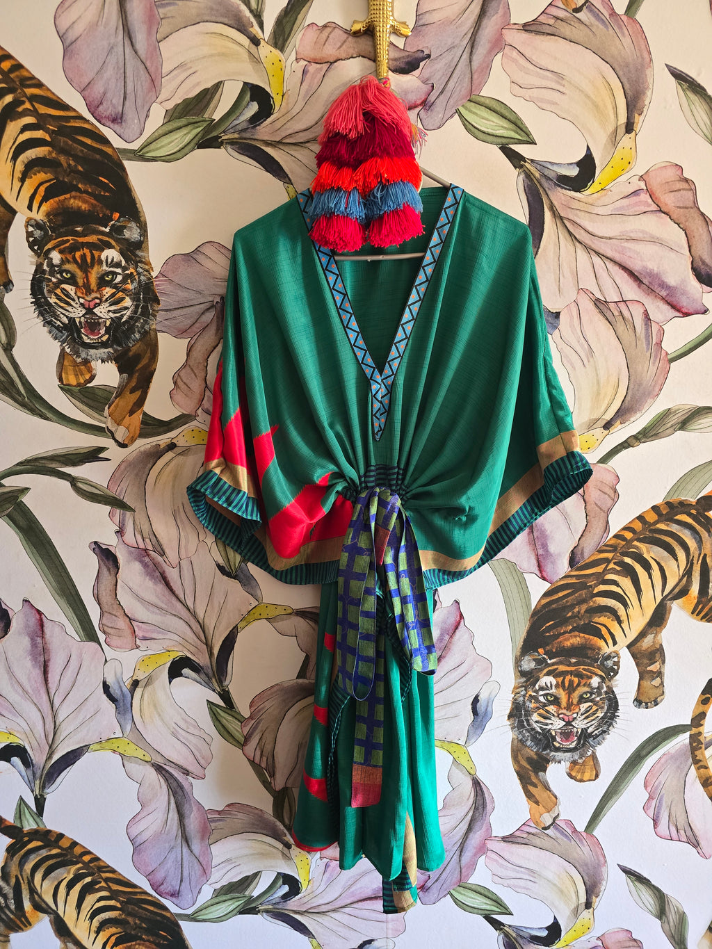 The SHORT KAFTAN
