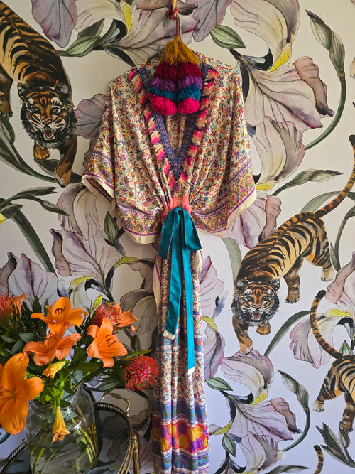 The LONG KAFTAN
