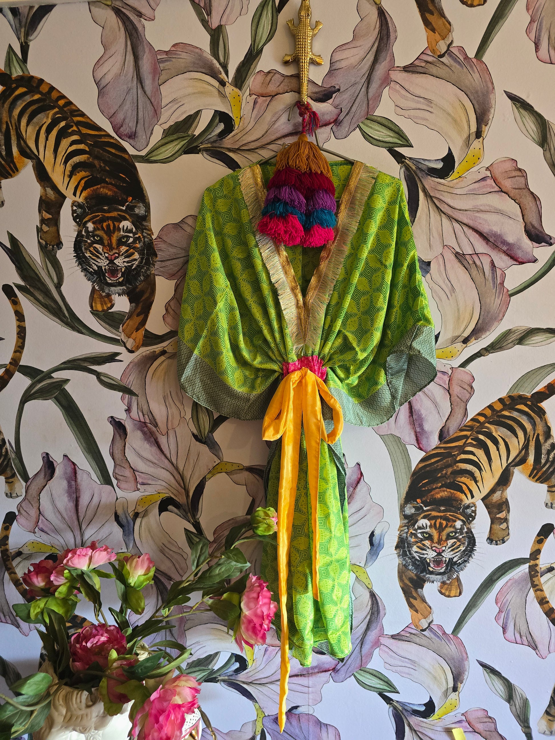 The SHORT KAFTAN