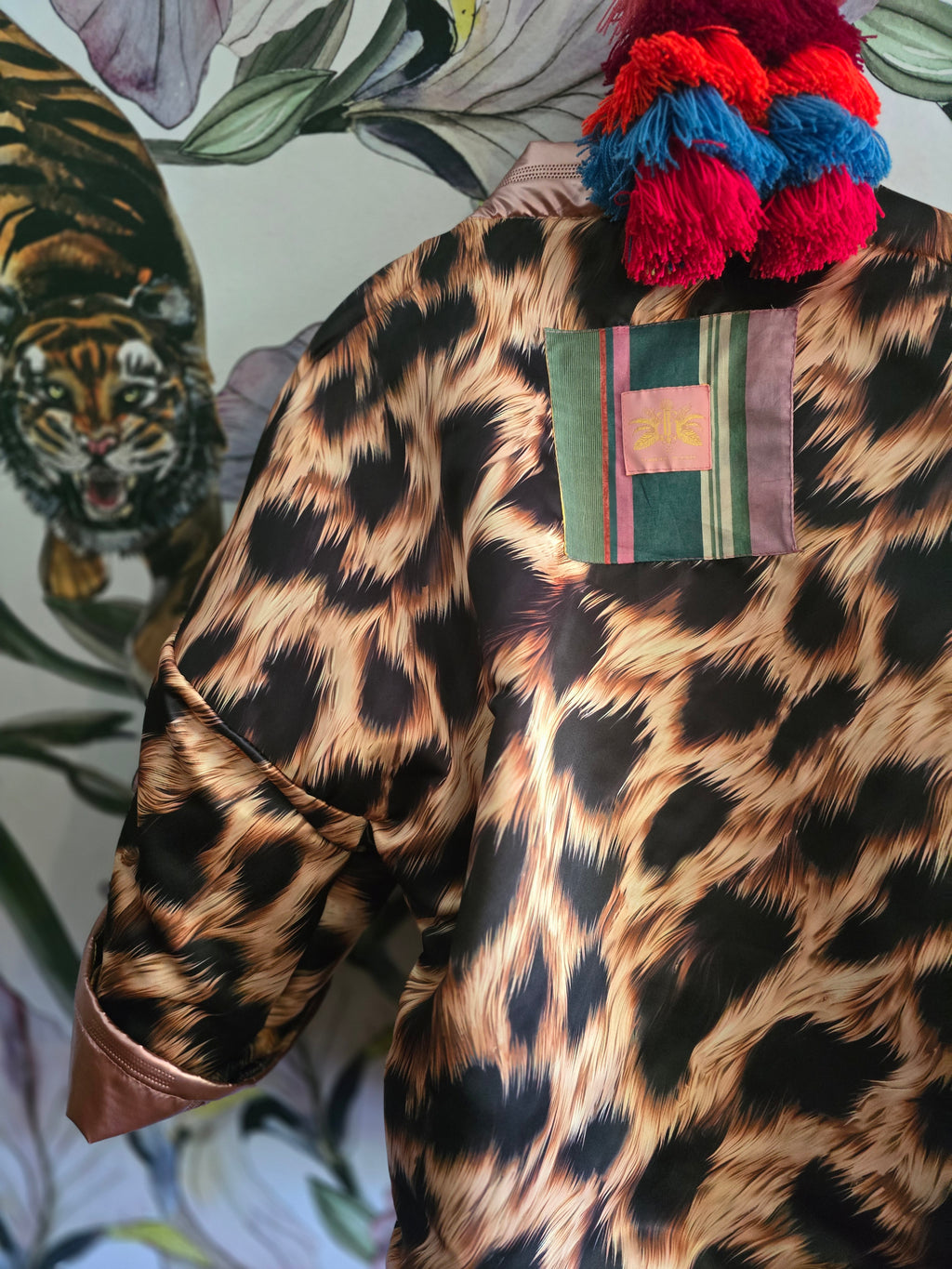 The COOL MOM PINK & LEOPARD REVERSIBLE PUFFER JACKET 🐆 ONLY ONE AVAILABLE