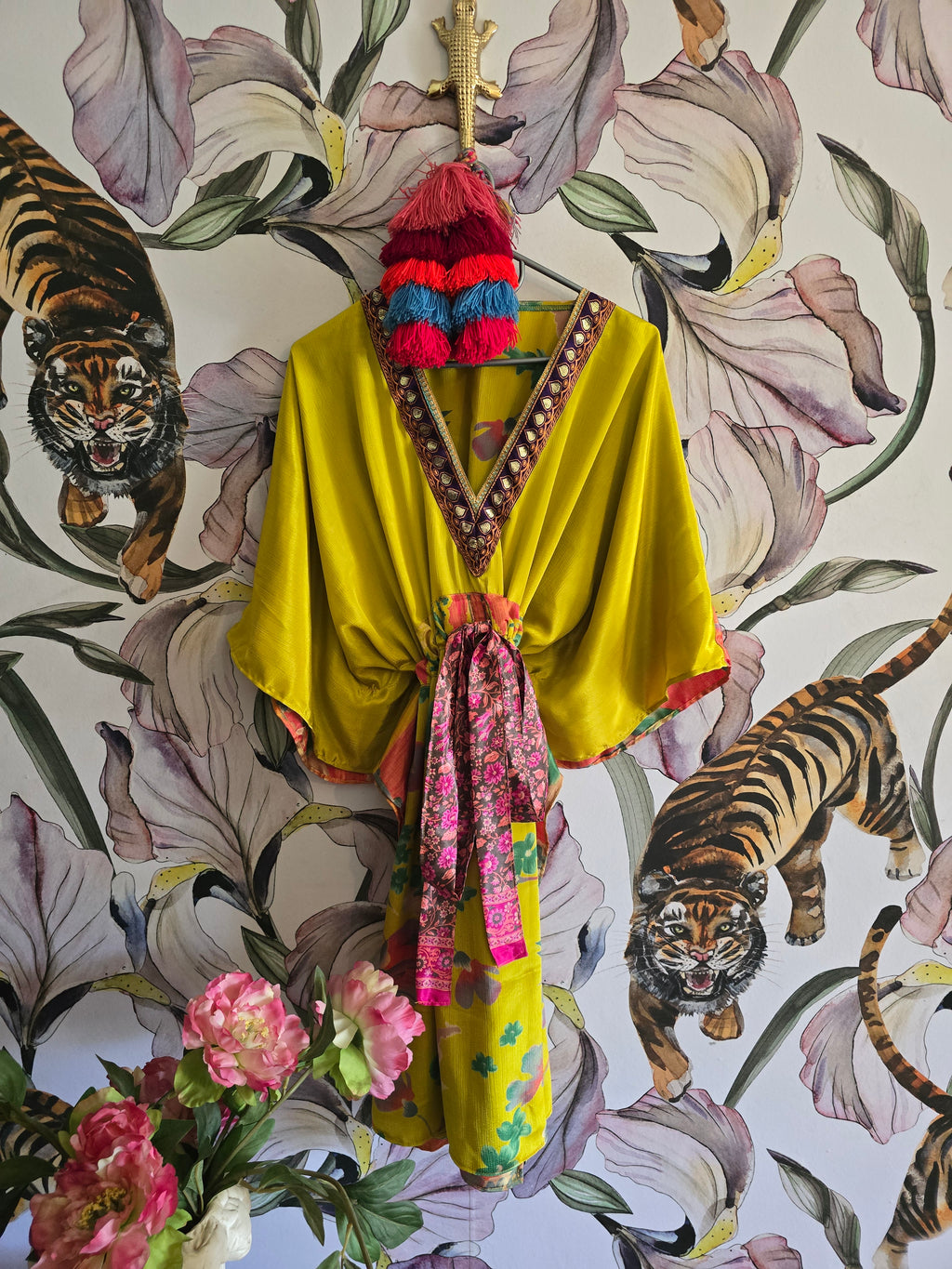 The SHORT KAFTAN