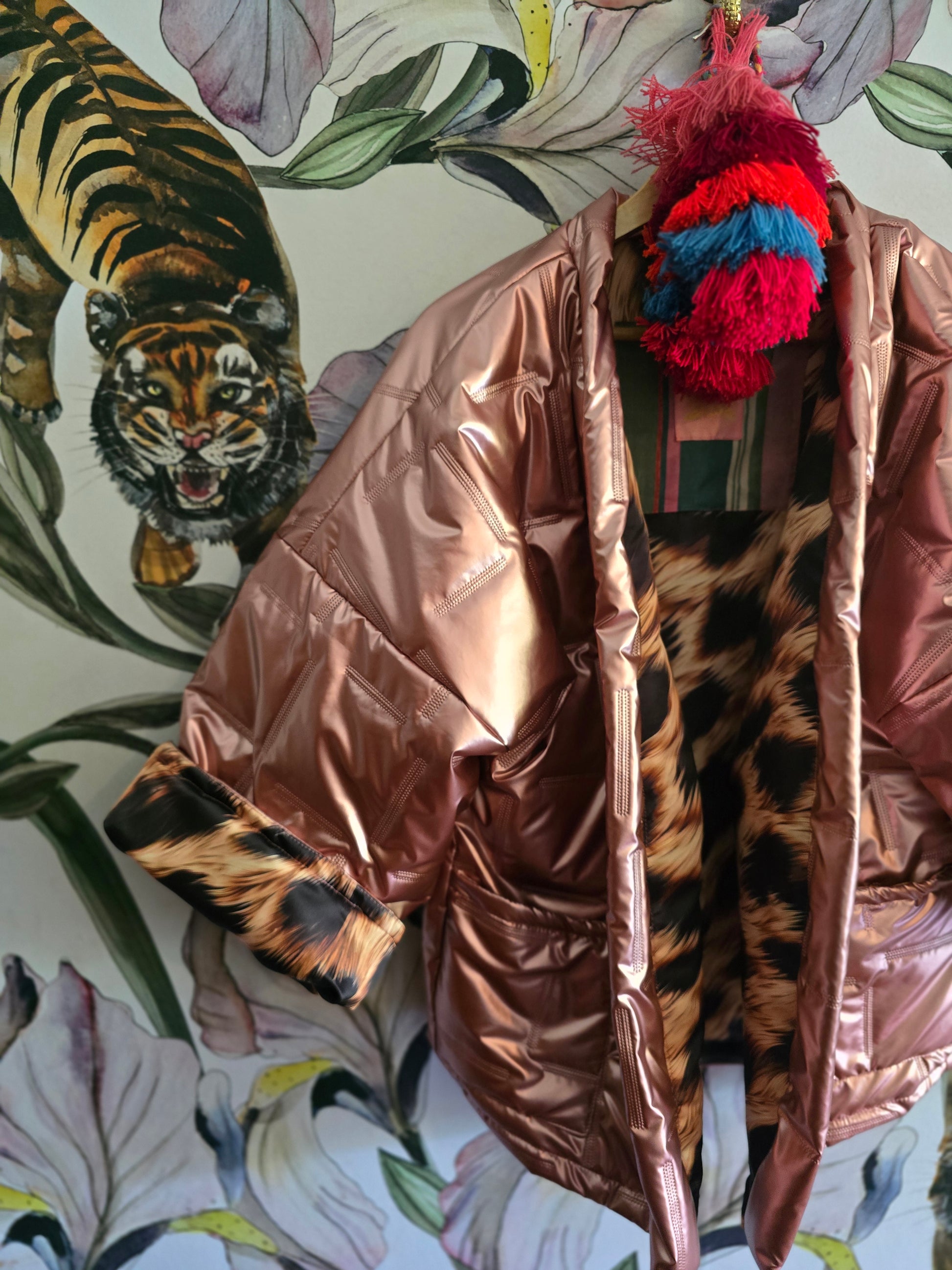 The COOL MOM PINK & LEOPARD REVERSIBLE PUFFER JACKET 🐆 ONLY ONE AVAILABLE