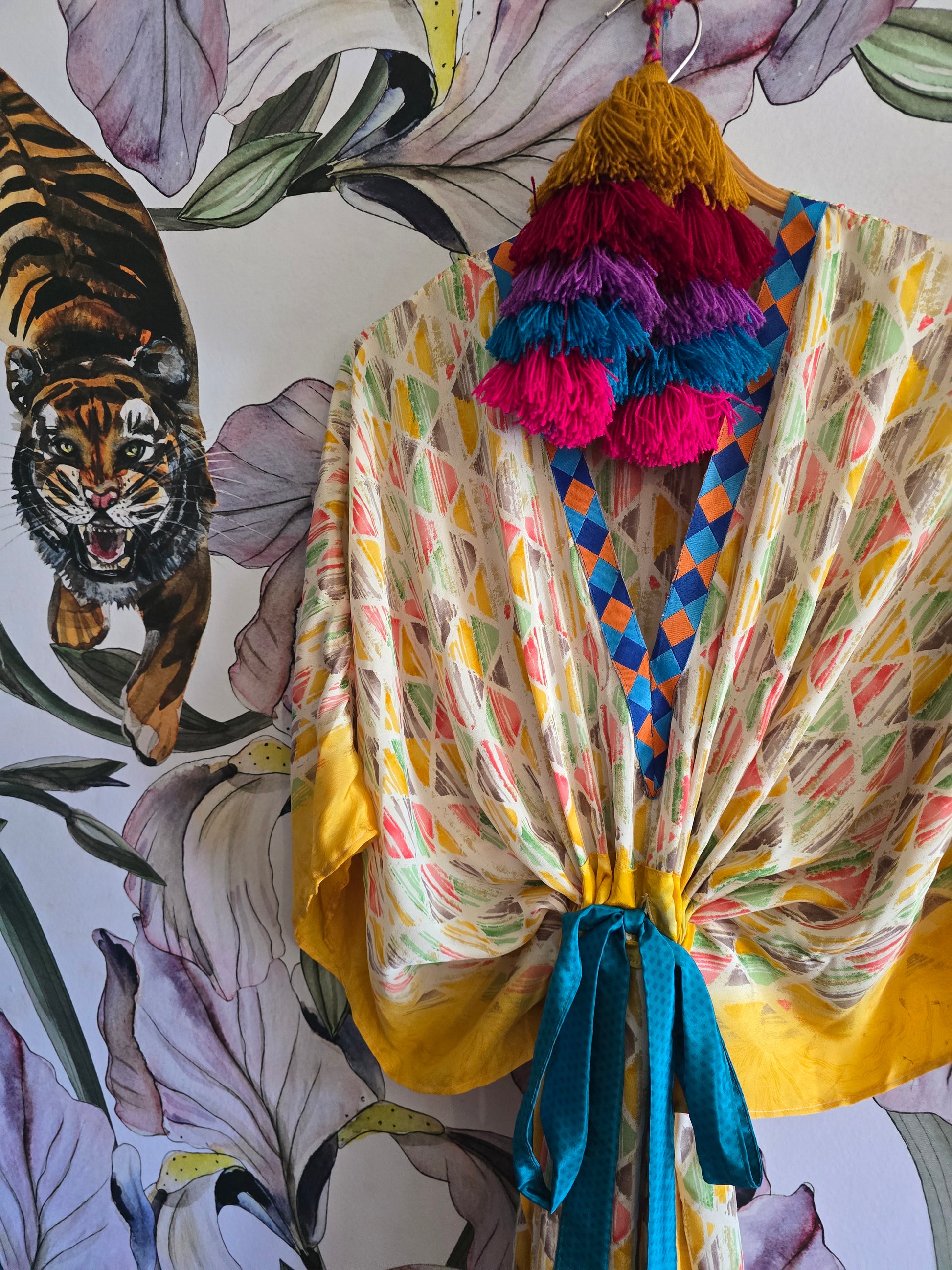 The SHORT KAFTAN