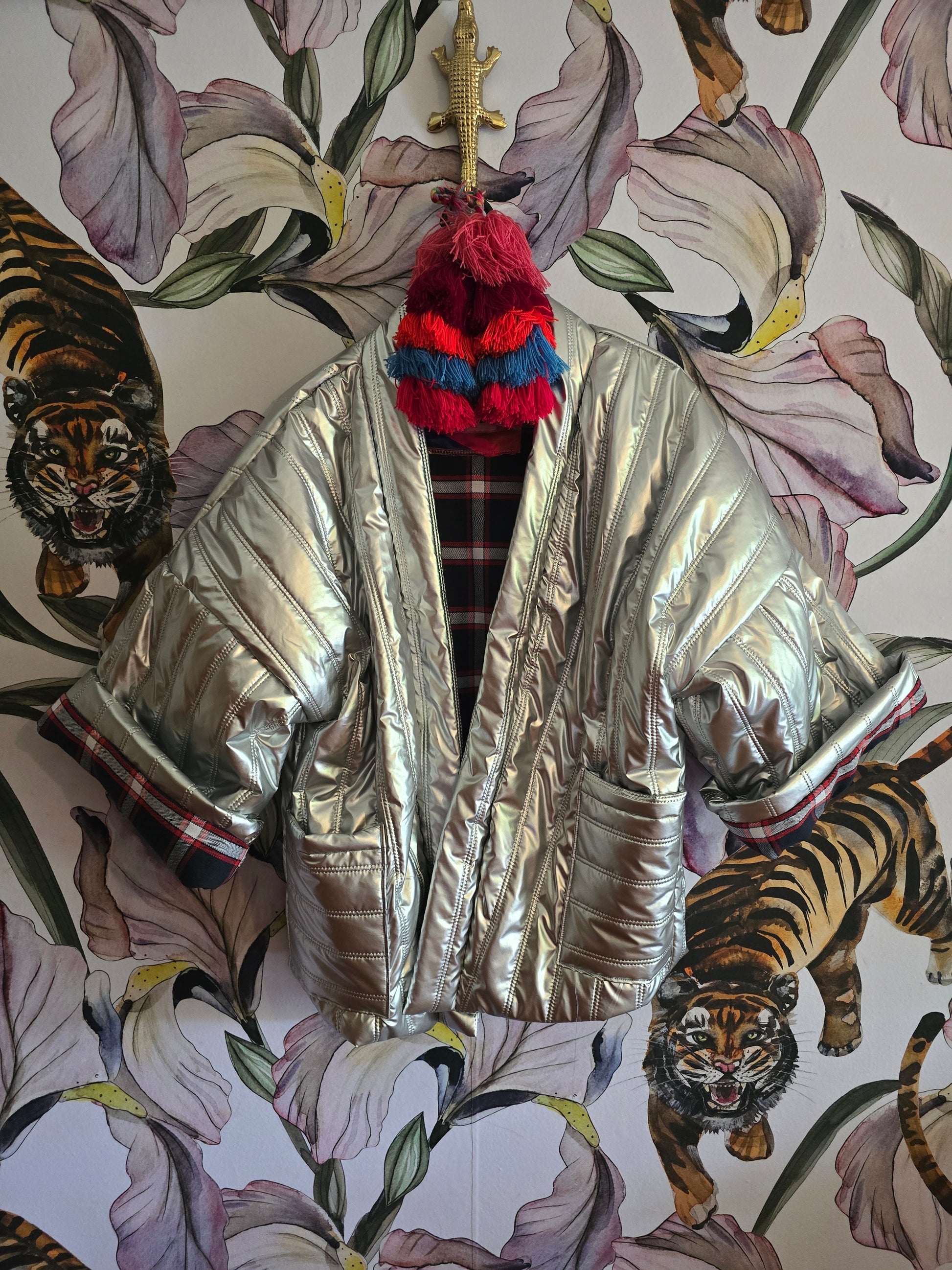 The COOL MOM PUFFER JACKET ( FULLY REVERSIBLE)