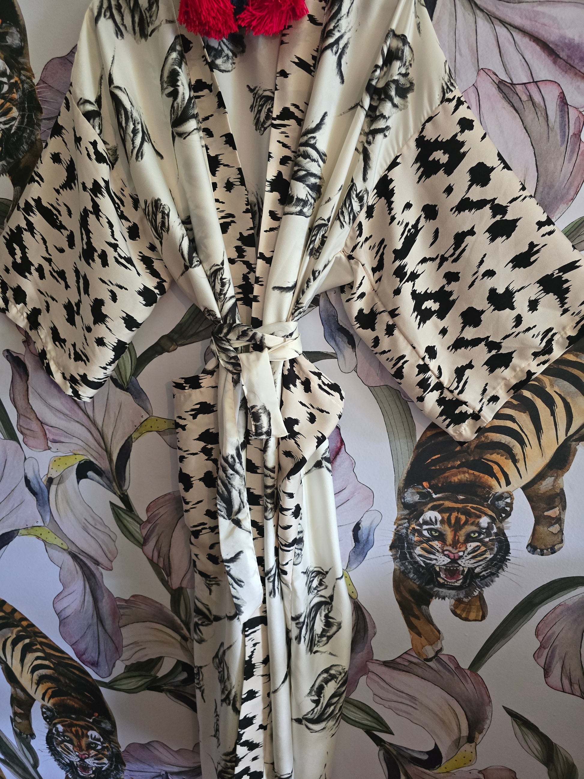 The SAFARI KIMONO