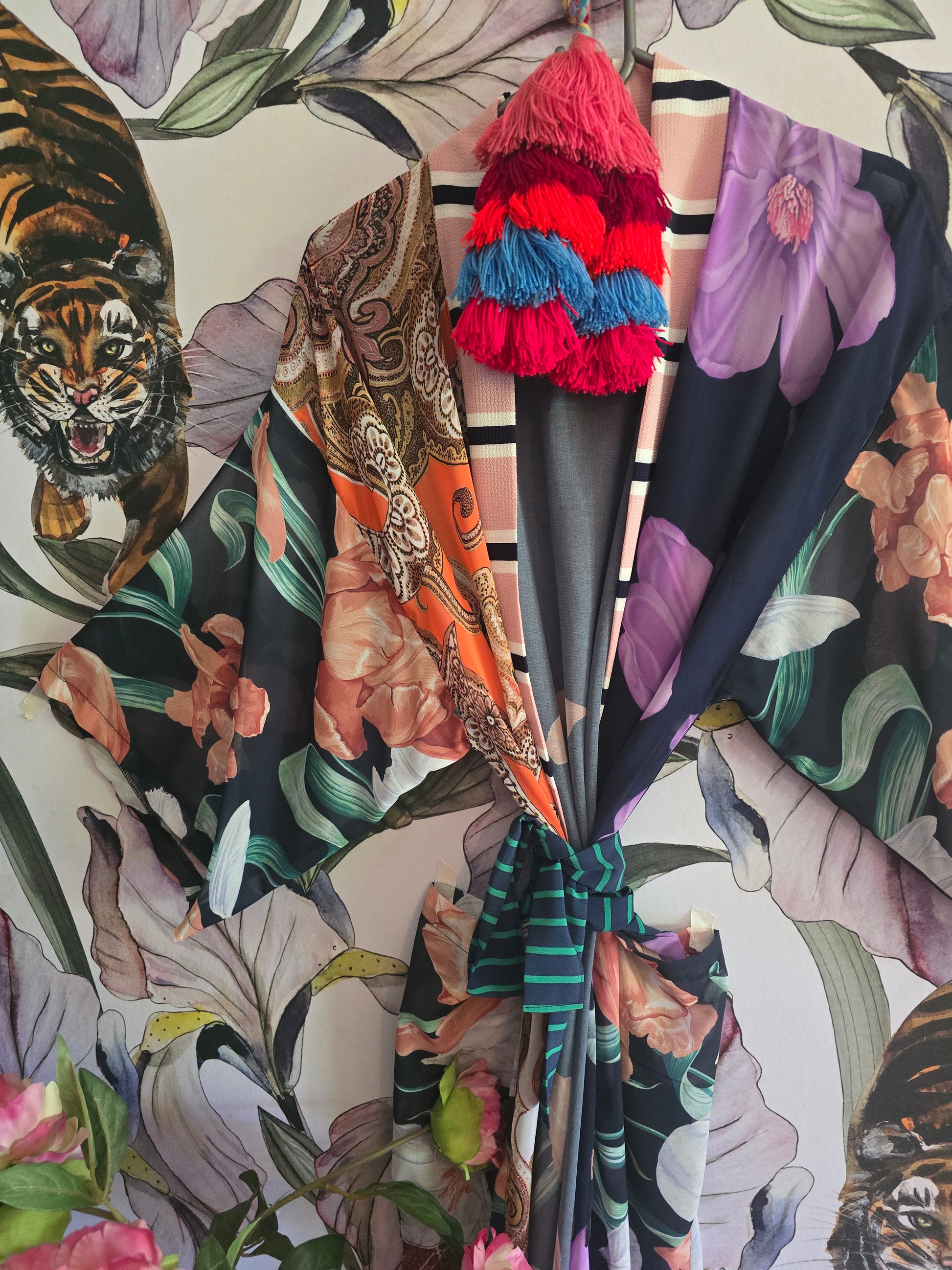 The FLORAL BLOOM KIMONO