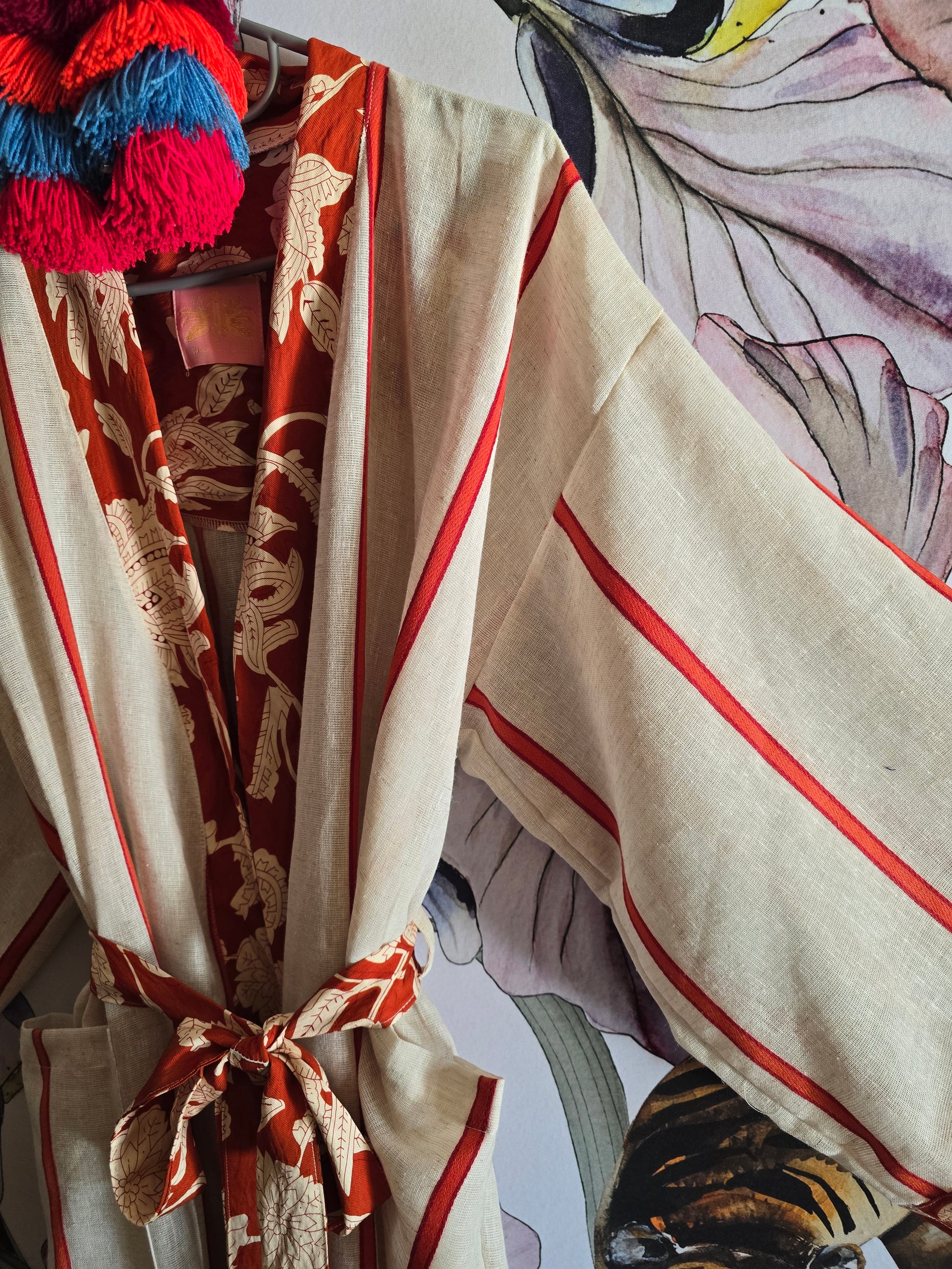 The SOUTH OF FRANCE LINEN KIMONO