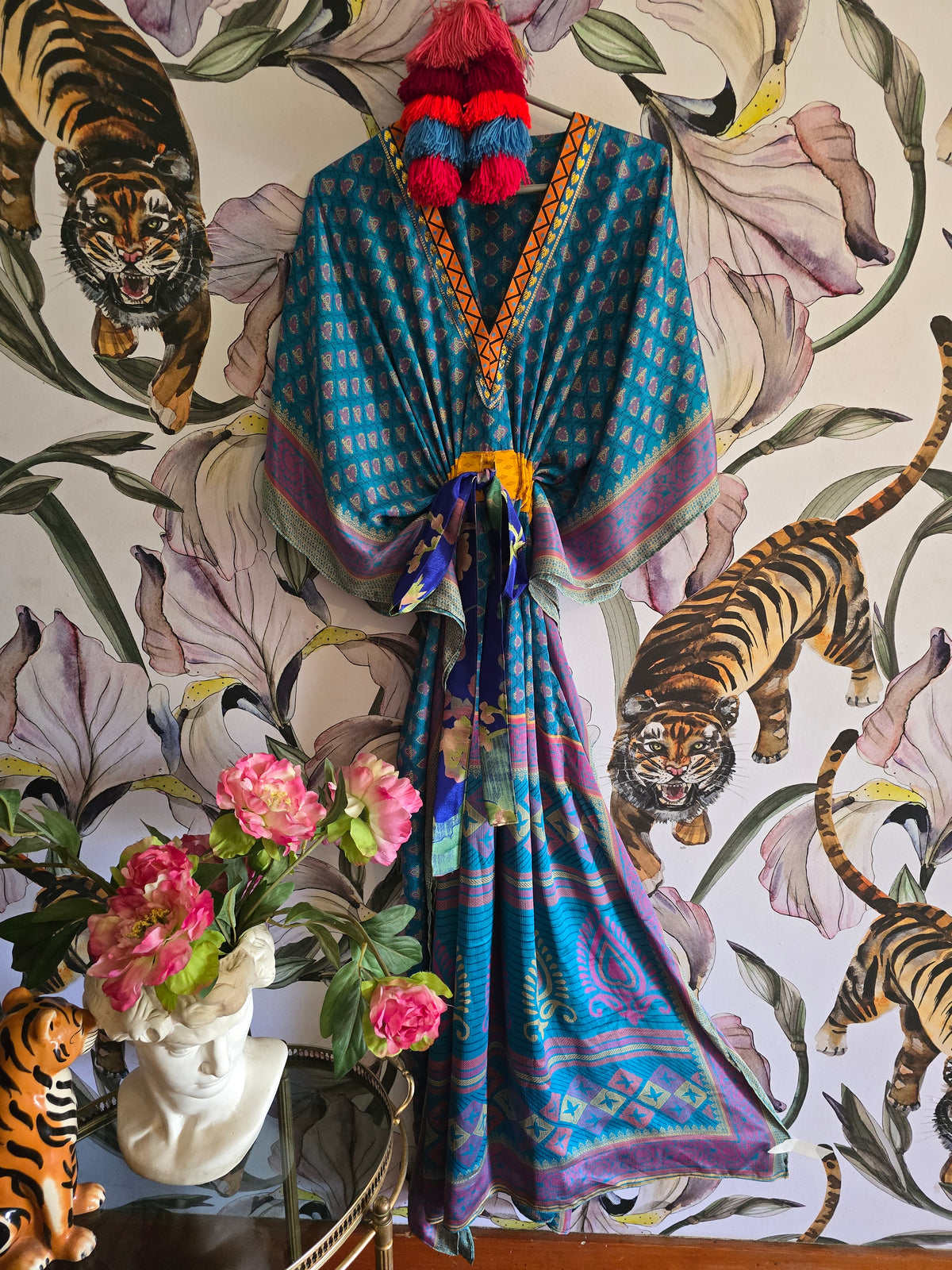 The LONG KAFTAN