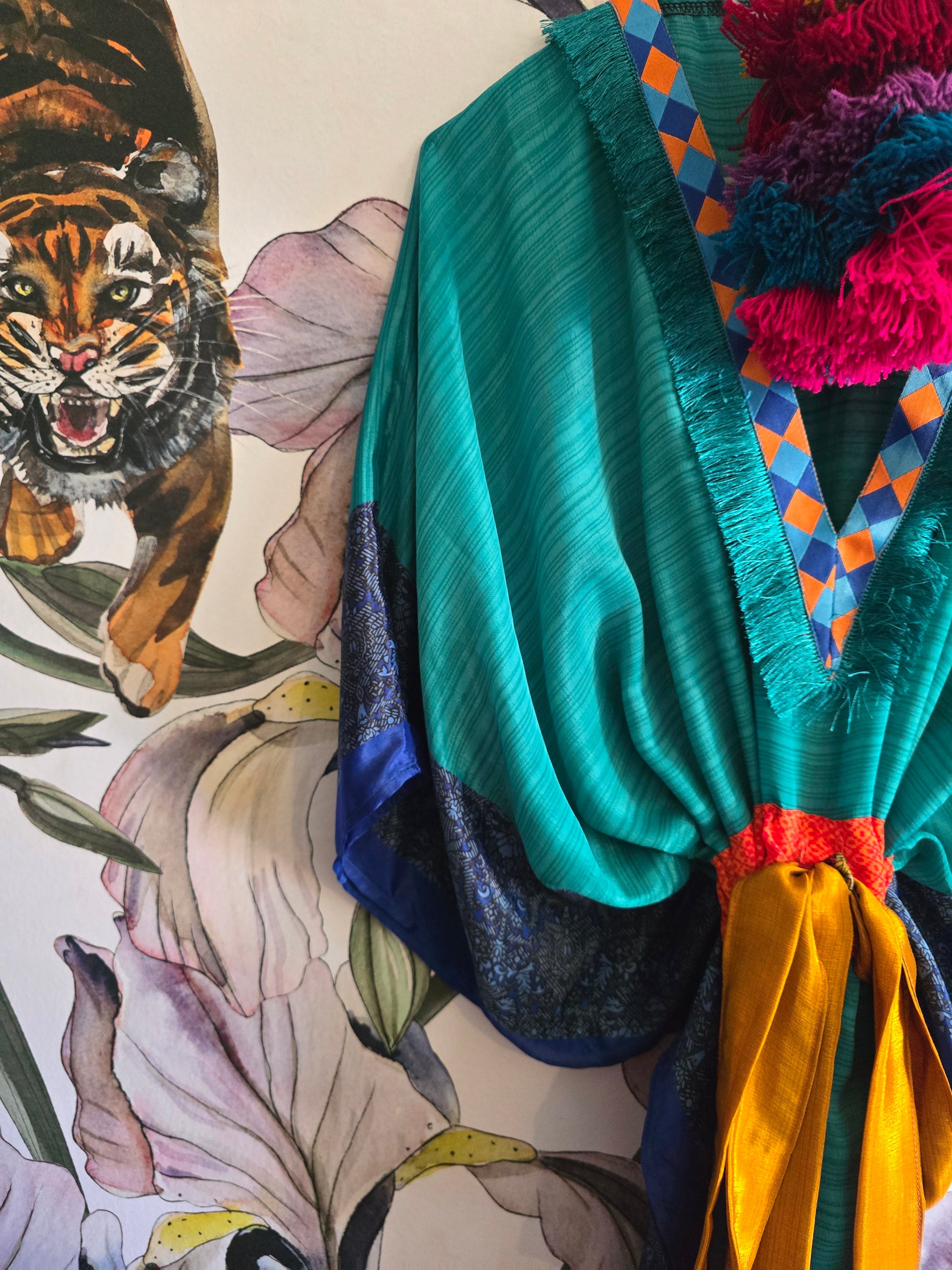 The SHORT KAFTAN