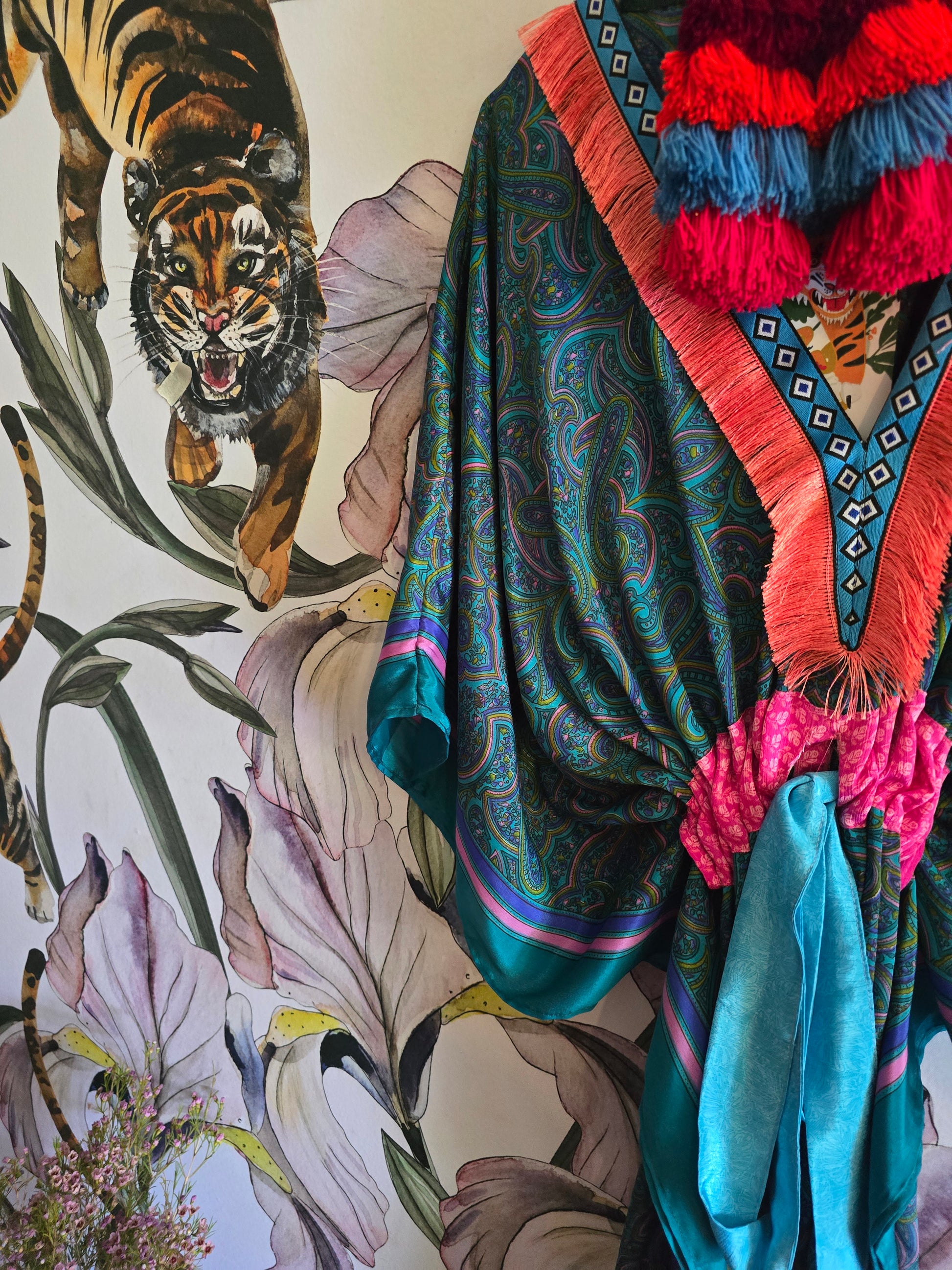 The SHORT KAFTAN