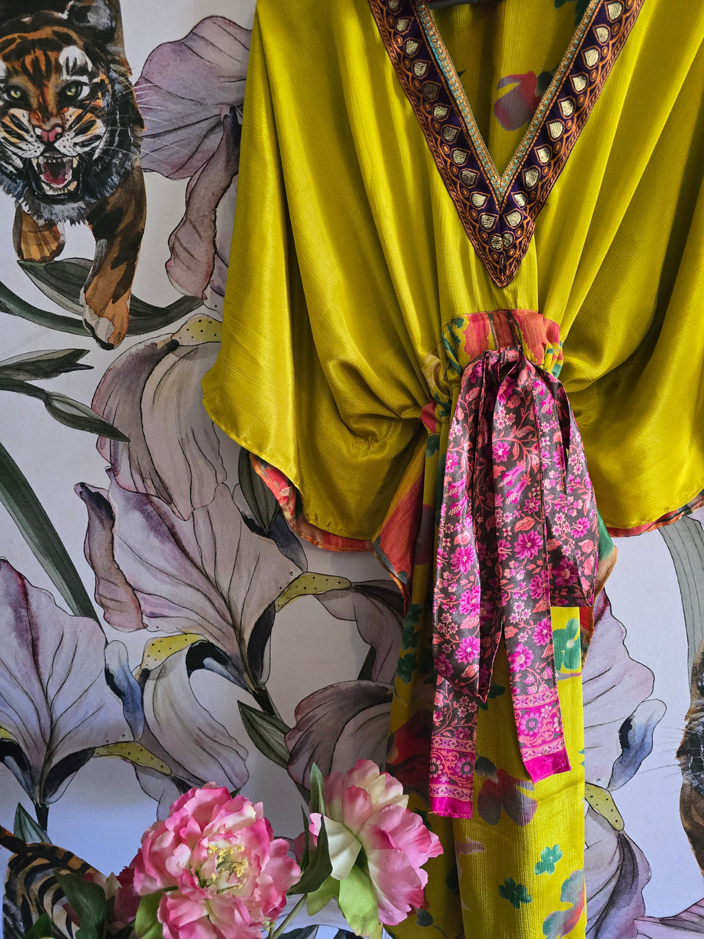 The SHORT KAFTAN