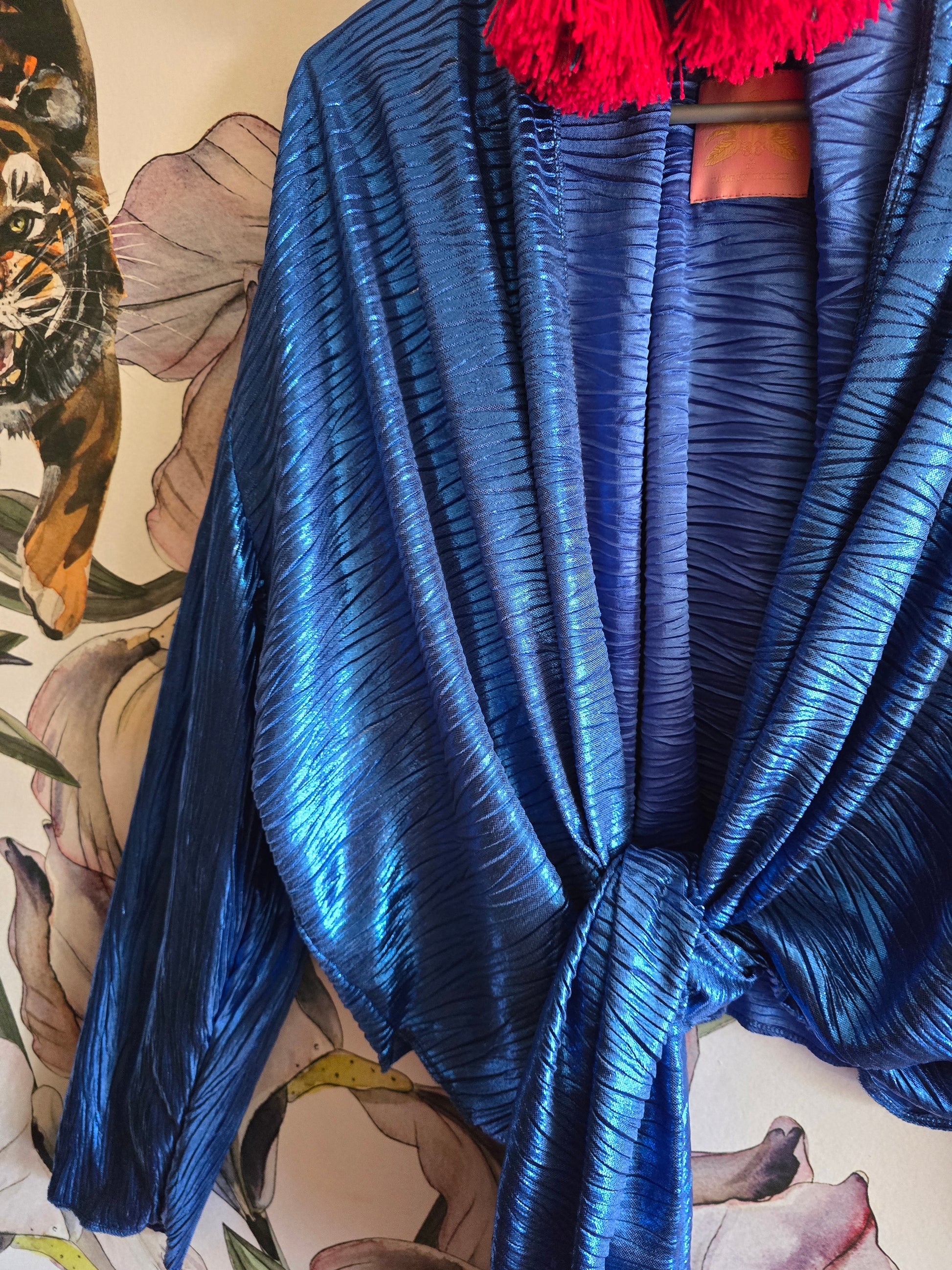 The METALIC BLUE LONG SLEEVE WRAP