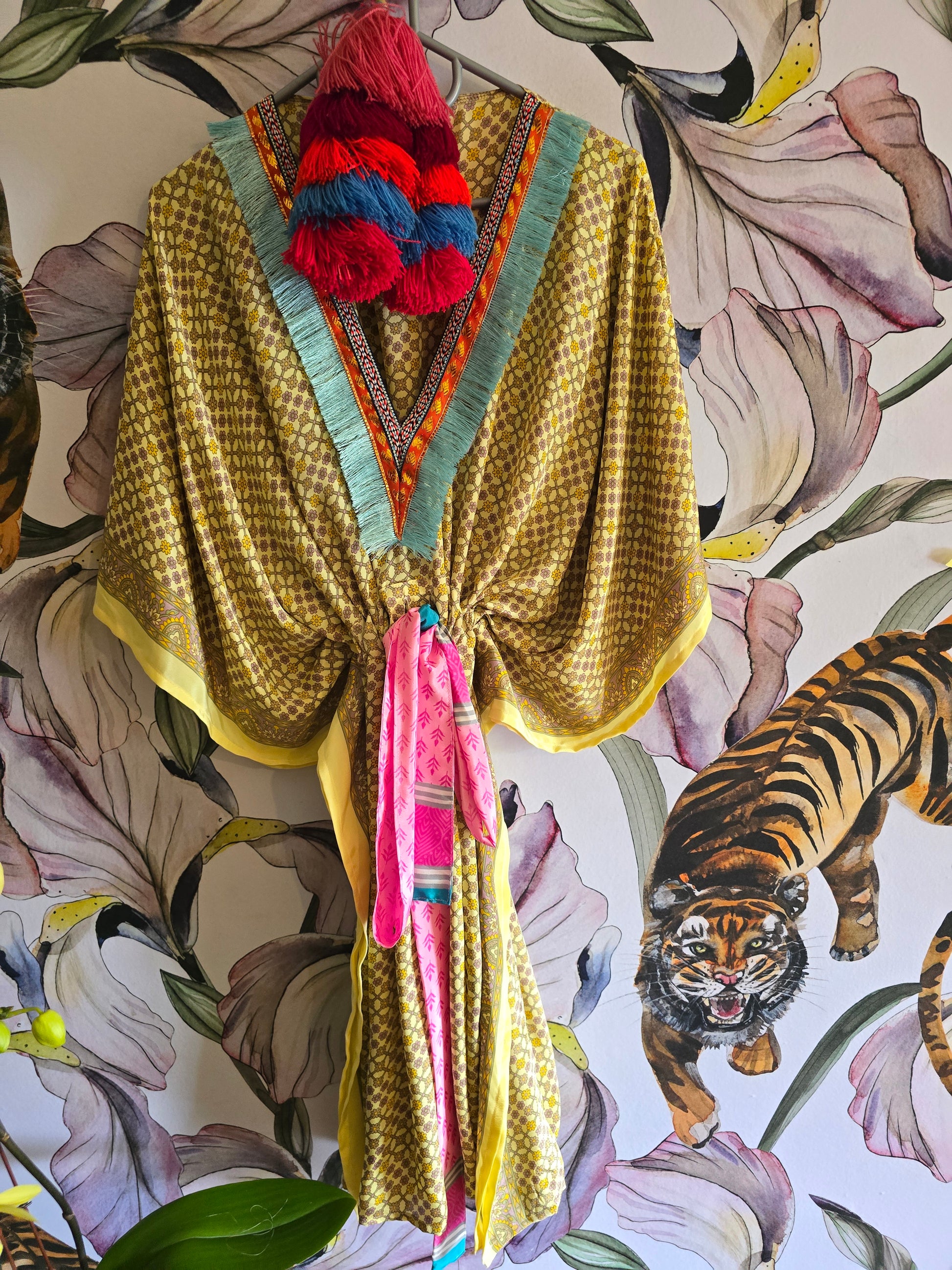 The SHORT KAFTAN