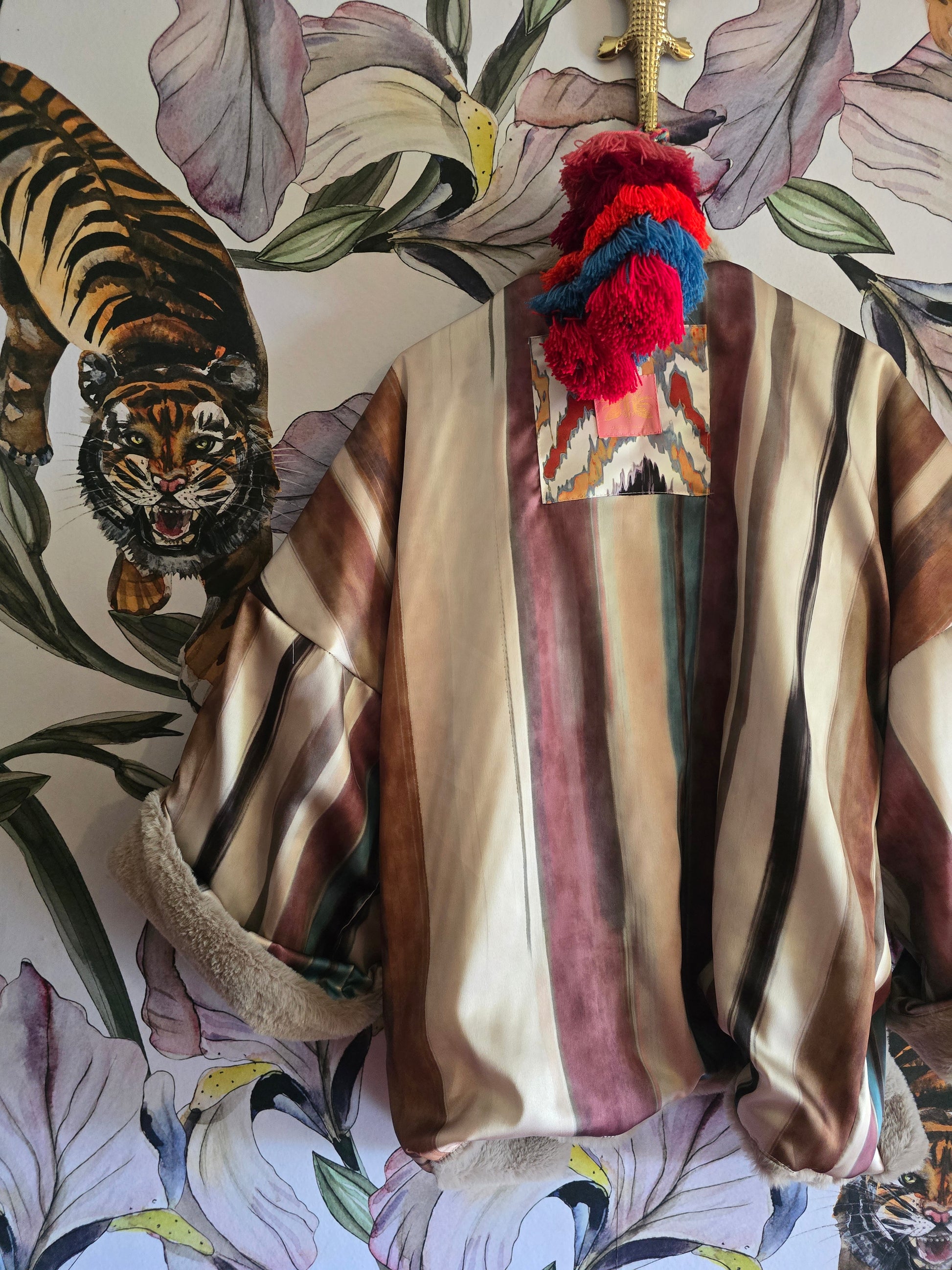 The STRIPE TAUPE REVERSIBLE BOMBER