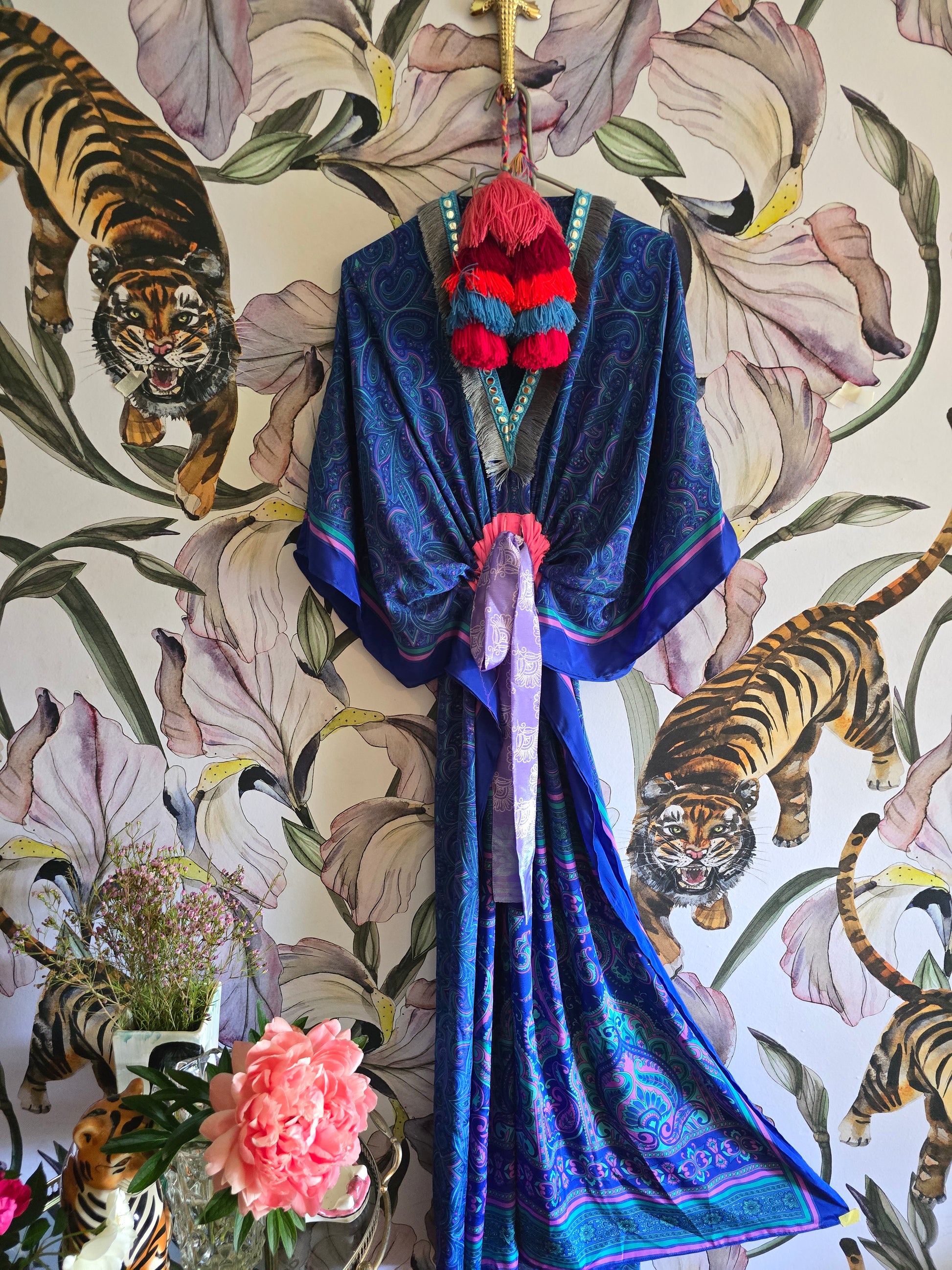 The LONG KAFTAN