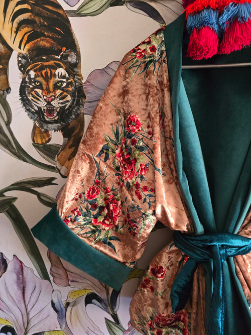 The ORIENTAL PINK WITH BLOSSOMS REVERSIBLE VELVET CROPPED KIMONO JACKET