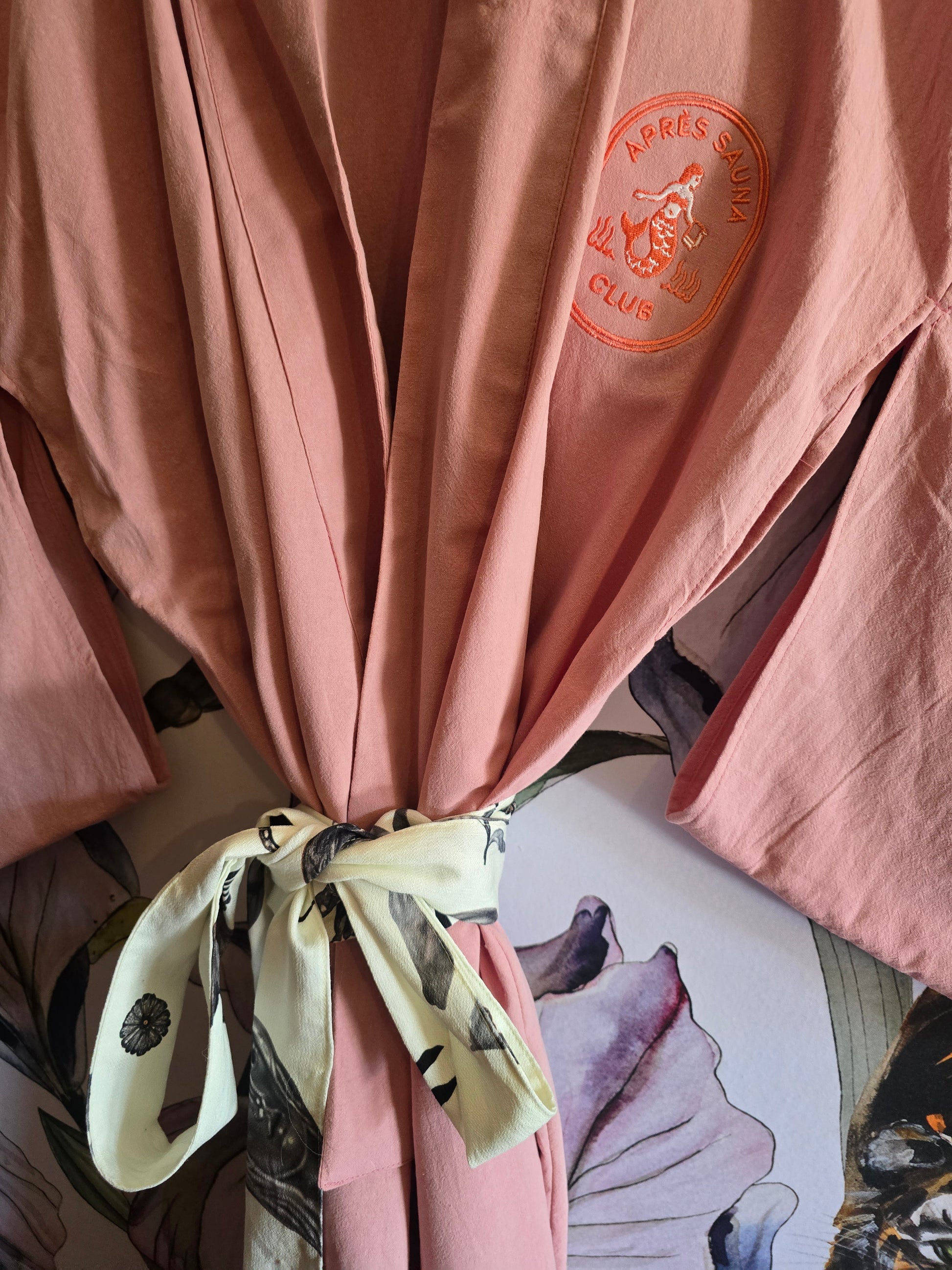 The APRÈ SAUNA 100% COTTON JAPANESE KIMONO PEONIE PINK