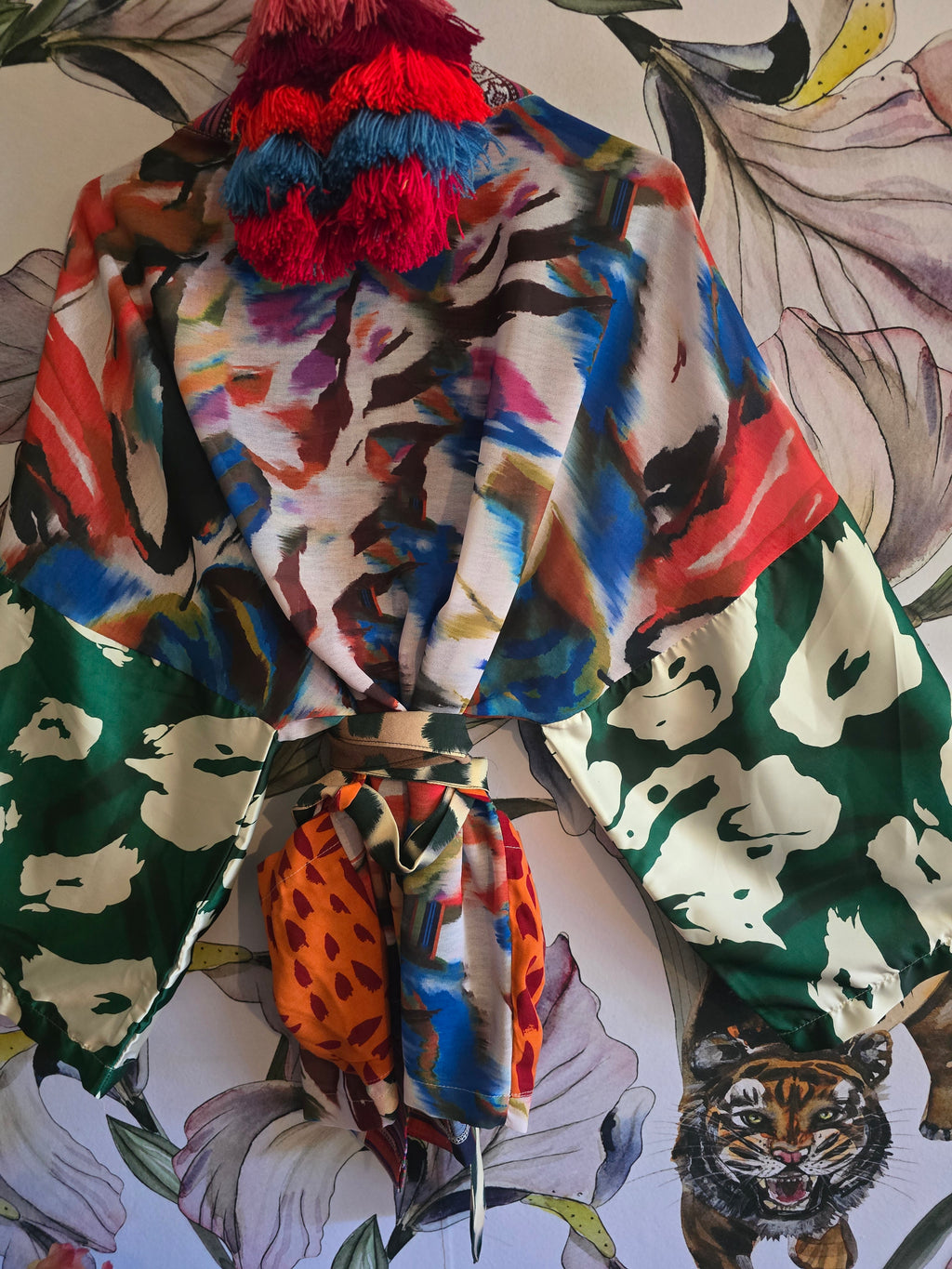 The AZTEC CROPPED KIMONO