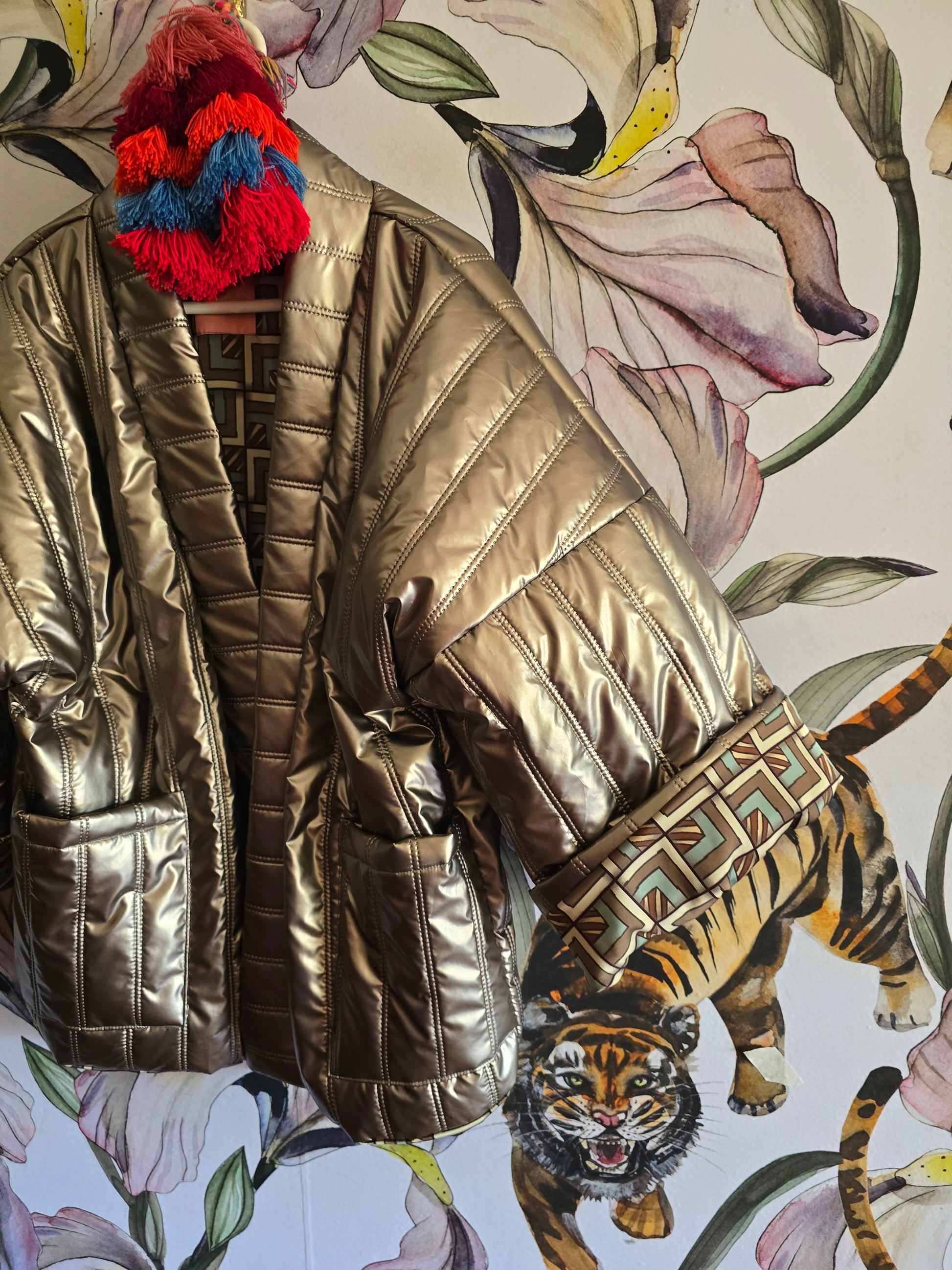 The GUN METAL COOL MOM PUFFER-FULLY REVERSIBLE