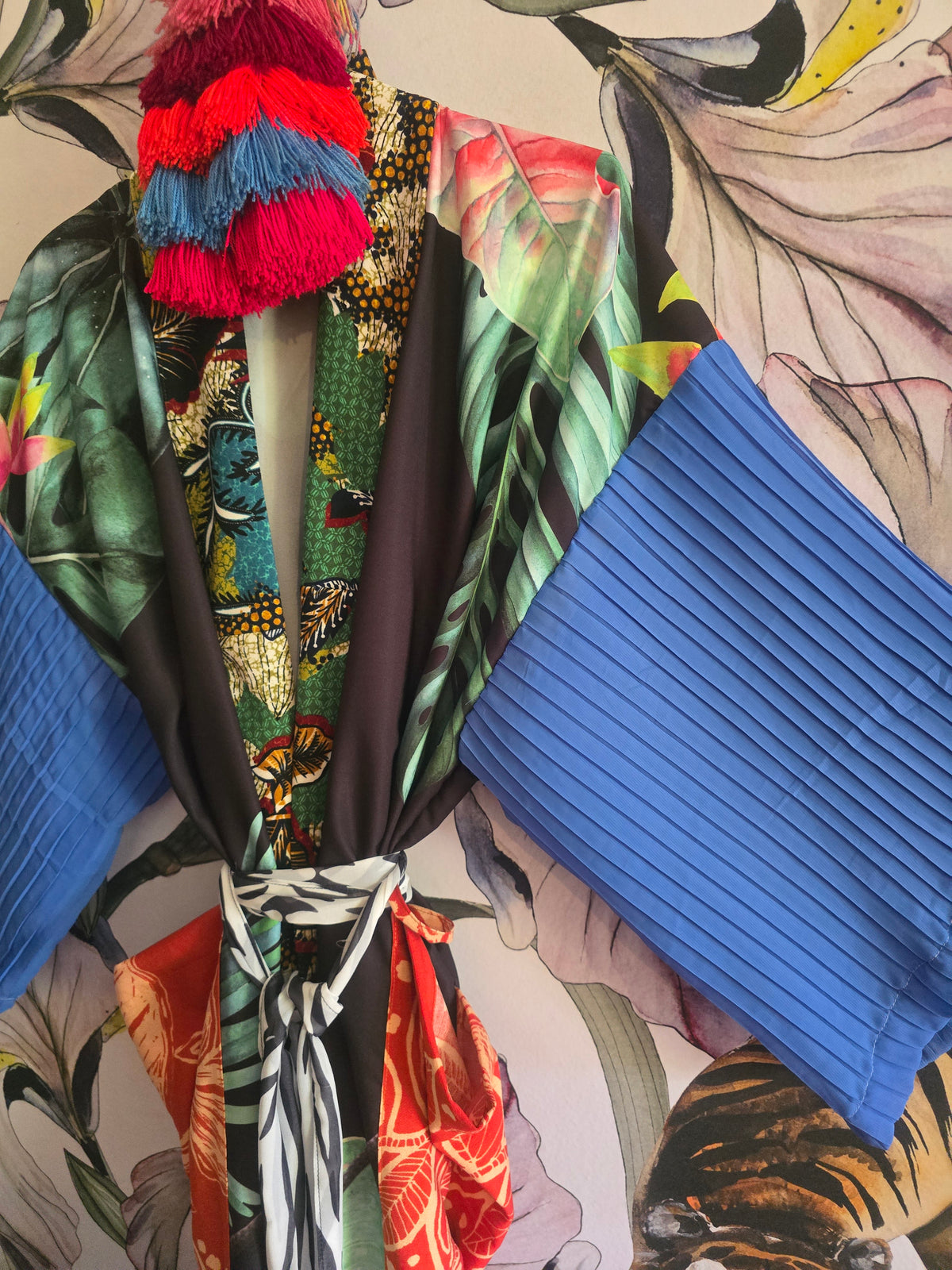 The JUNGLE & PLEATED CHIFFON KIMONO #6