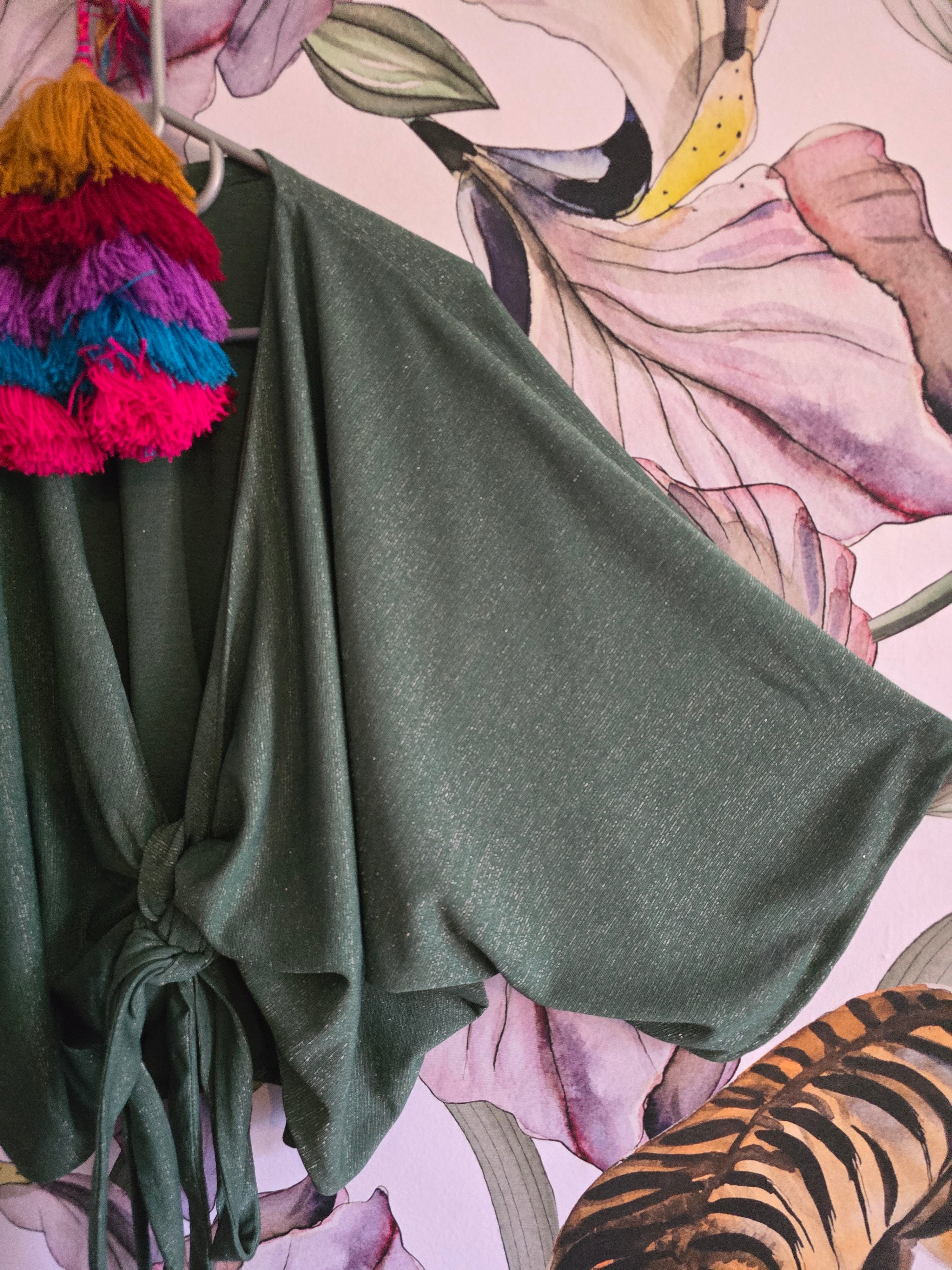 The TAMMY TOP ( WRAP TOP )