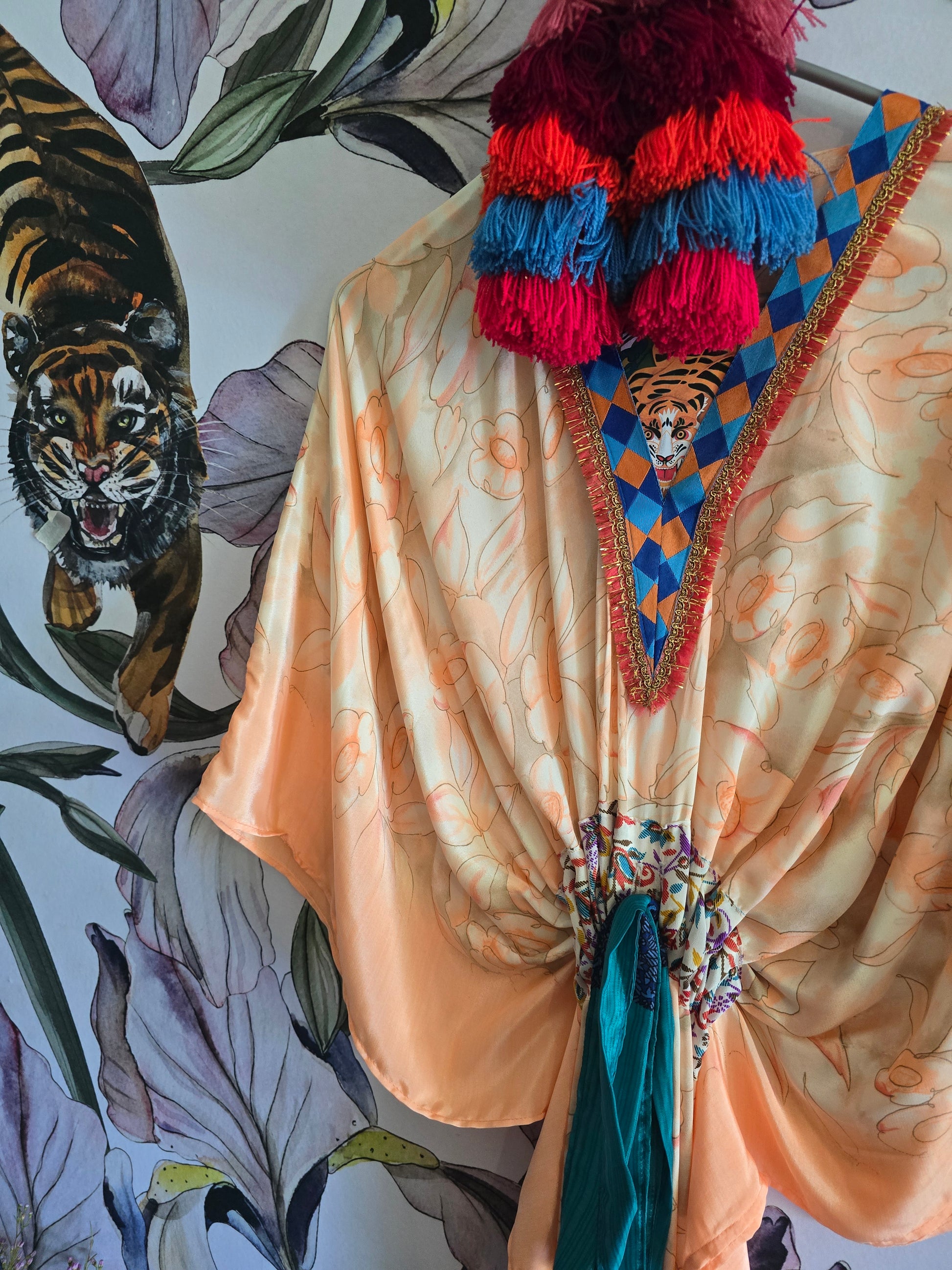 The SHORT KAFTAN