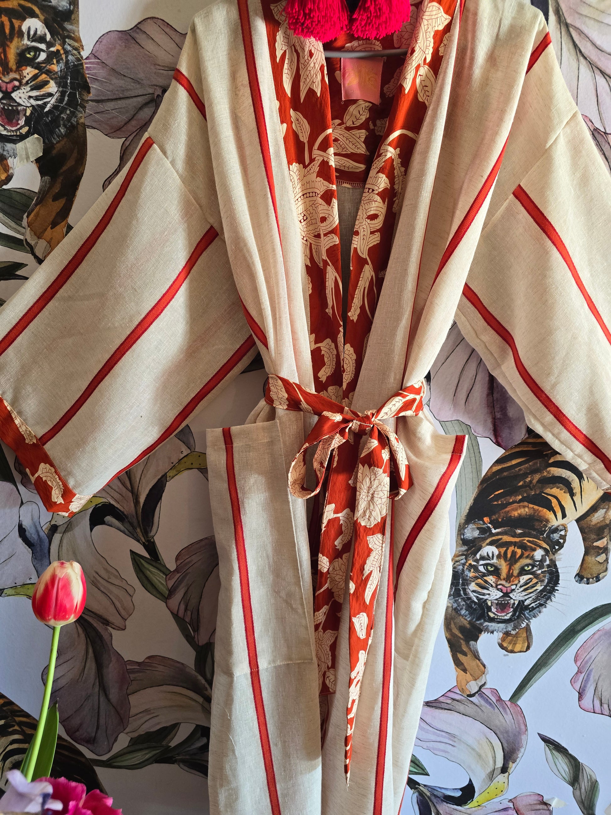 The SOUTH OF FRANCE LINEN KIMONO
