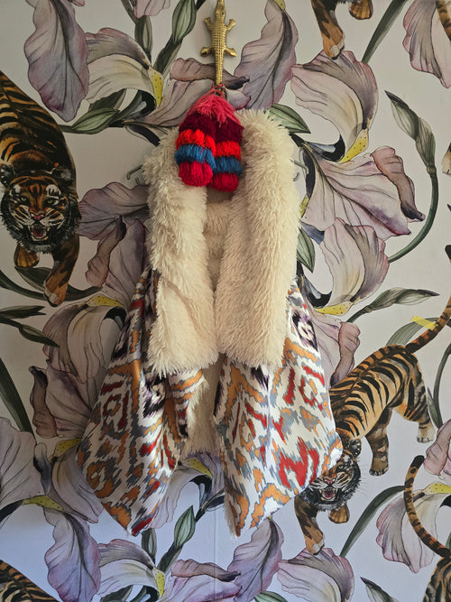 The SLOW RUMBA REVERSIBLE  SLEEVELESS JACKET IKAT