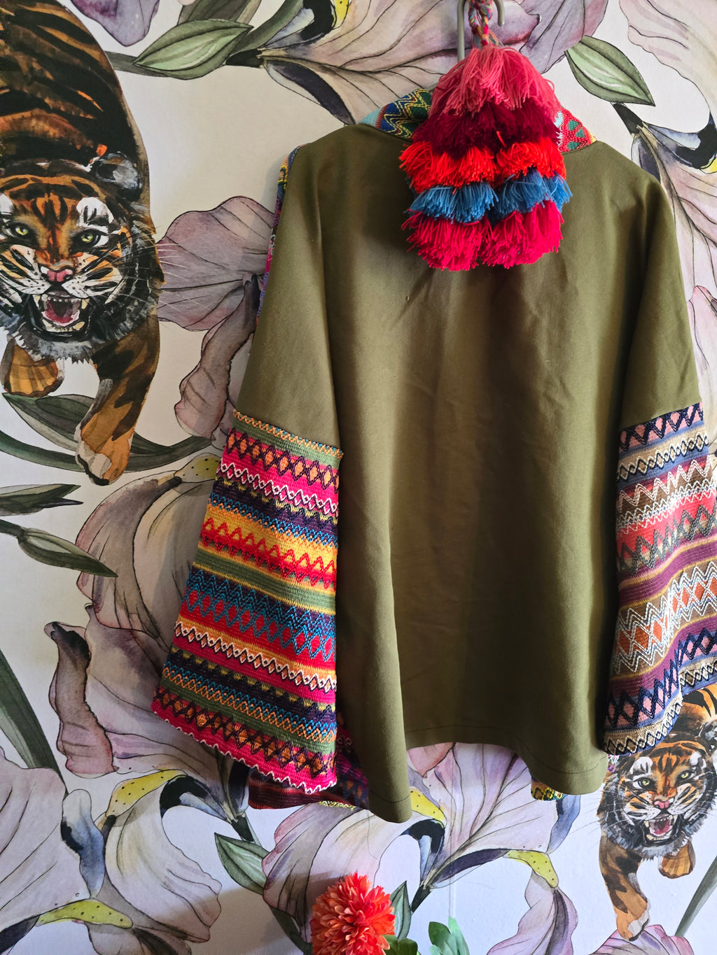 The BOHO & CARGO CROPPED KIMONO