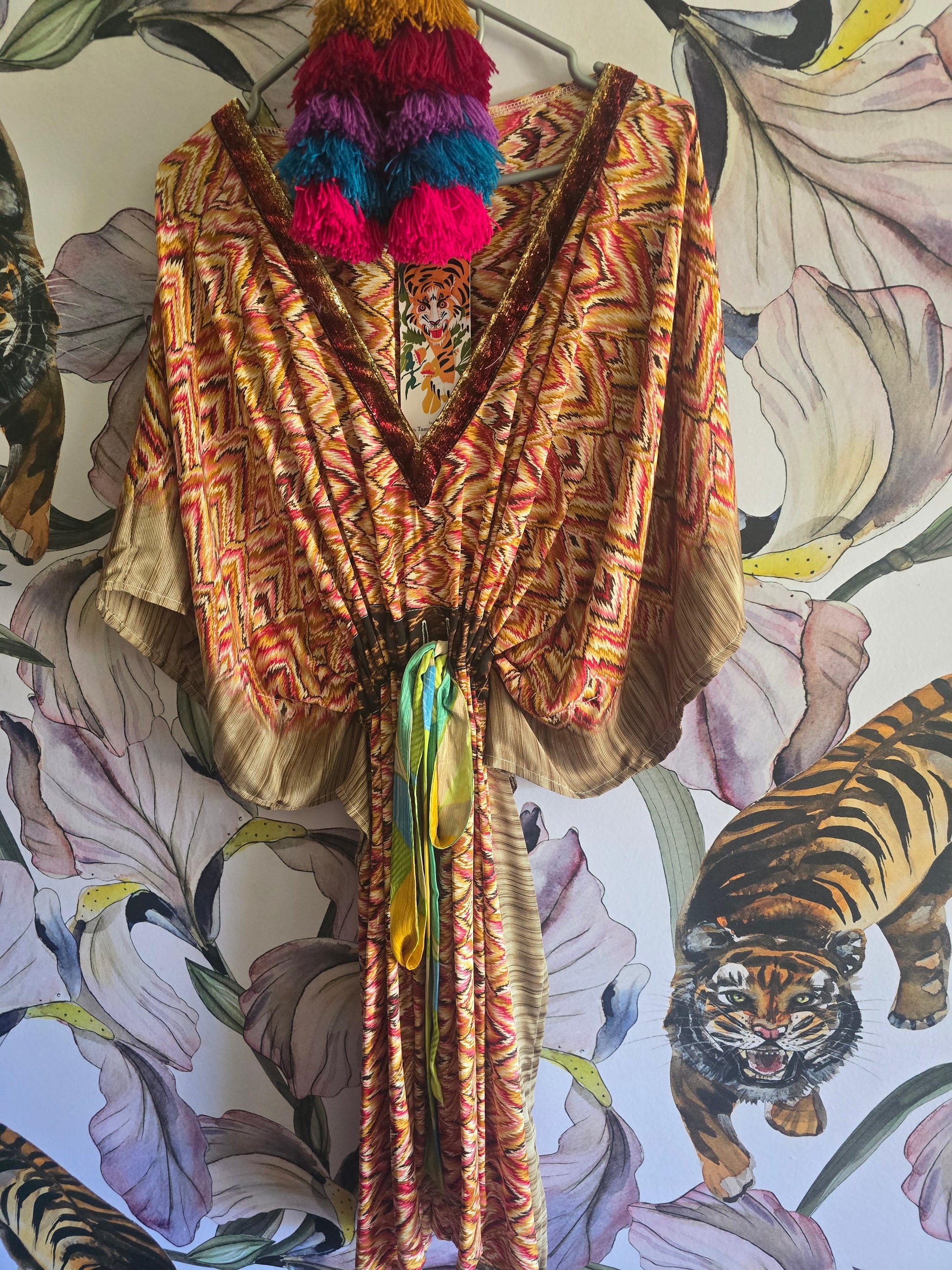 The SHORT KAFTAN