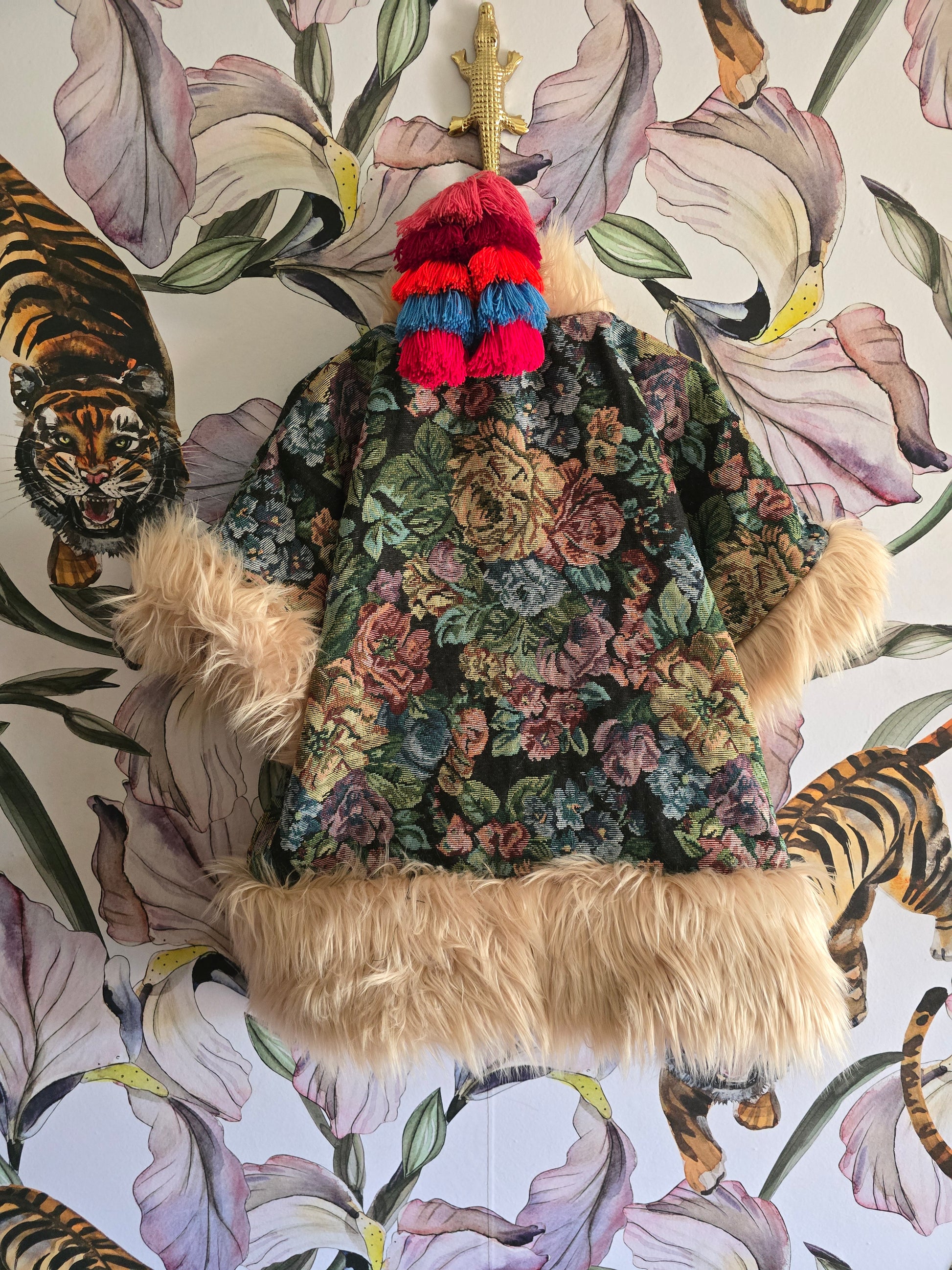 The TAPESTRY & VELVET MARIE~ANTOINETTE GILET