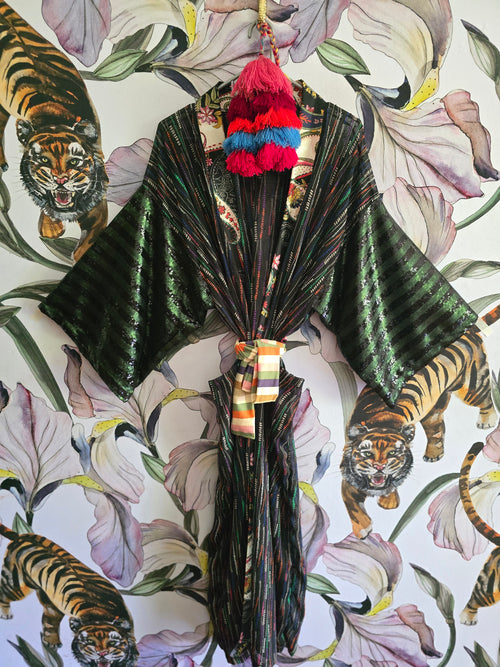The MIDNIGHT MUSE KIMONO